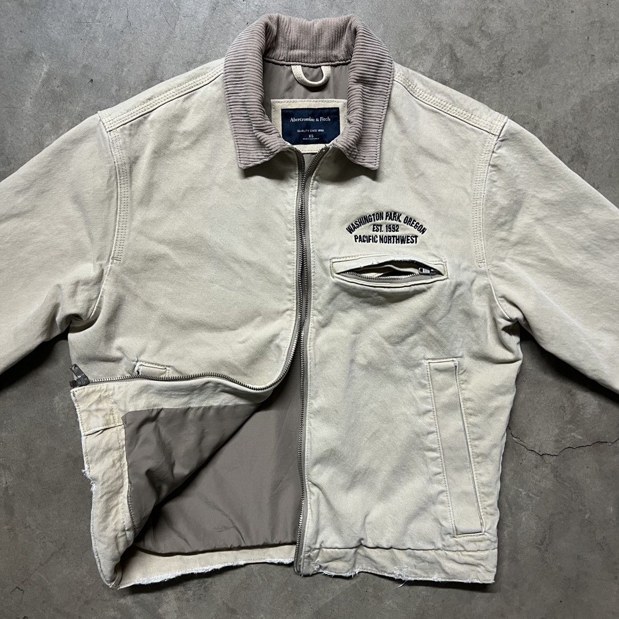 Abercrombie & Fitch × Carhartt × Dickies Abercrombie & Fitch Distressed Cropped Detroit Work Jacket Size US XS / EU 42 / 0 - 3 Thumbnail