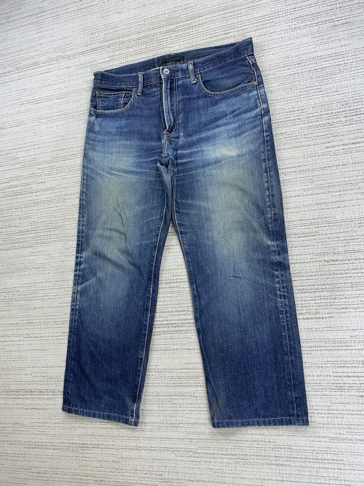 Japanese Brand × Uniqlo Vintage Uniqlo Big Size Denim Pants Size US 35 - 4 Thumbnail