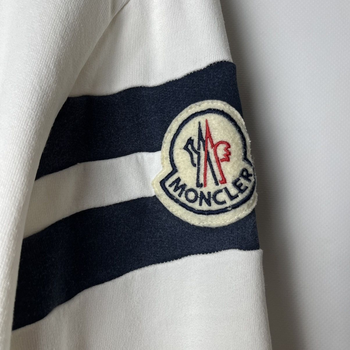 Moncler Vintage Moncler Maglia Cardigan Track Jacket Big Logo Patch Size US M / EU 48-50 / 2 - 4 Thumbnail