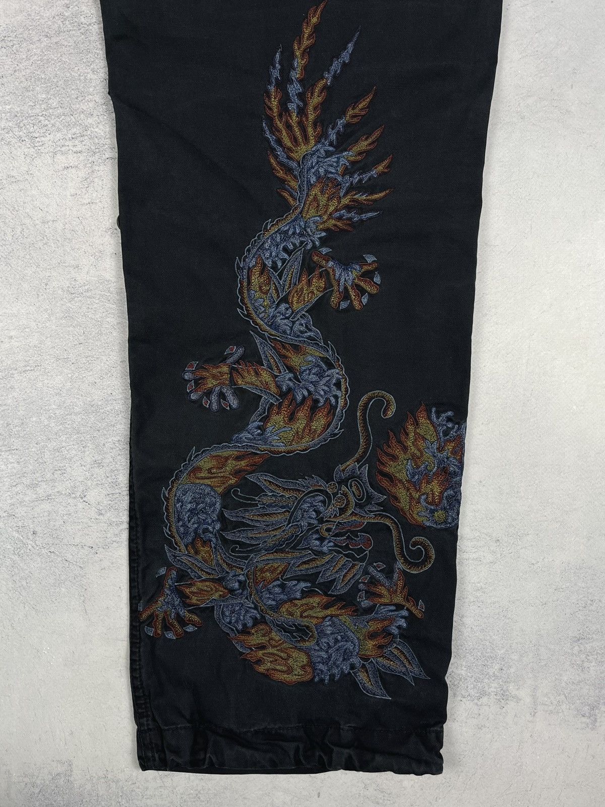Maharishi Maharishi cargo embroidered dragon snopants Size US 32 / EU 48 - 4 Thumbnail
