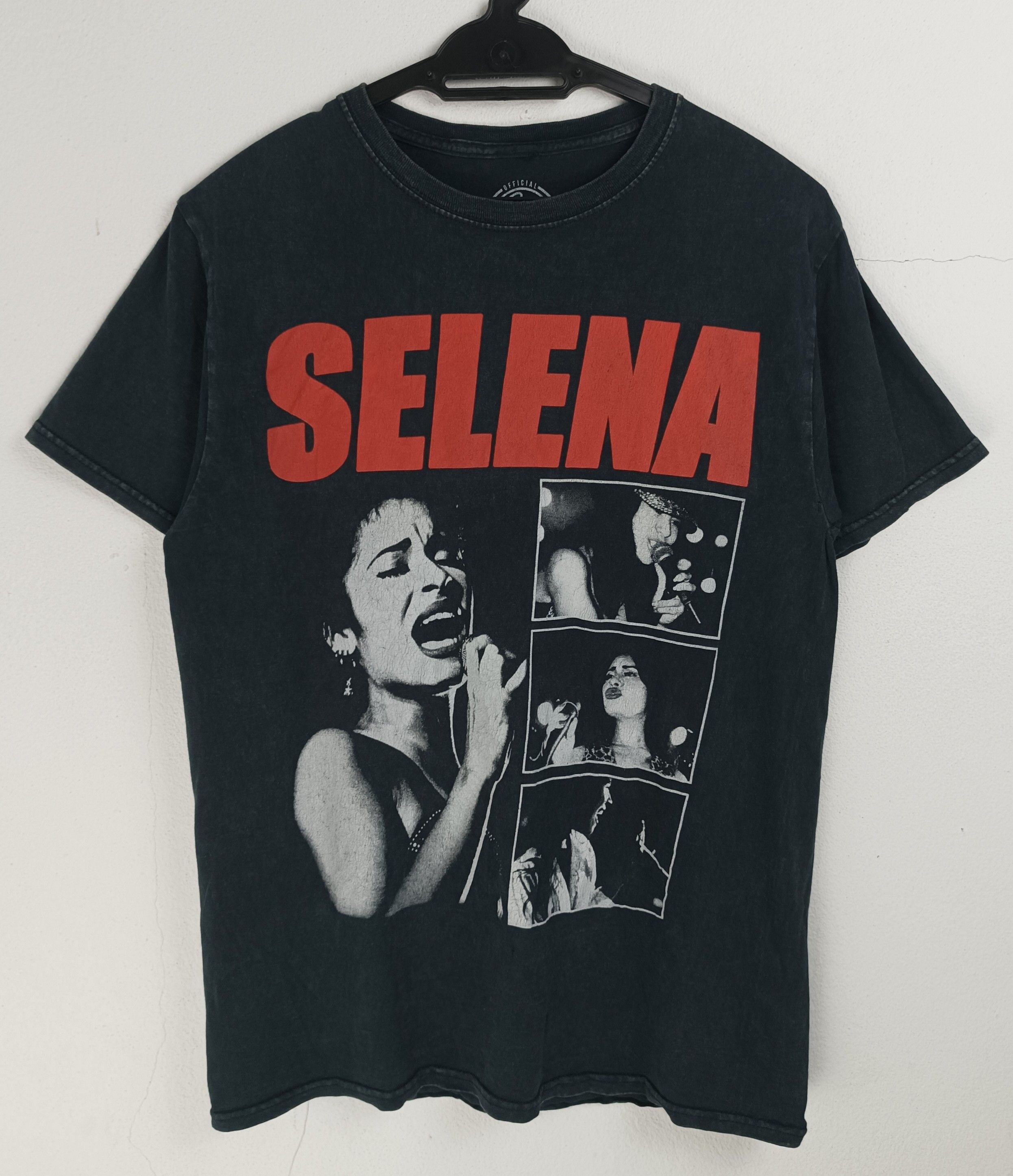 Rap Tees THRASHED FADED VINTAGE SELENA QUEEN OF CUMBIA TEE VERY RARE Size US S / EU 44-46 / 1 - 3 Thumbnail