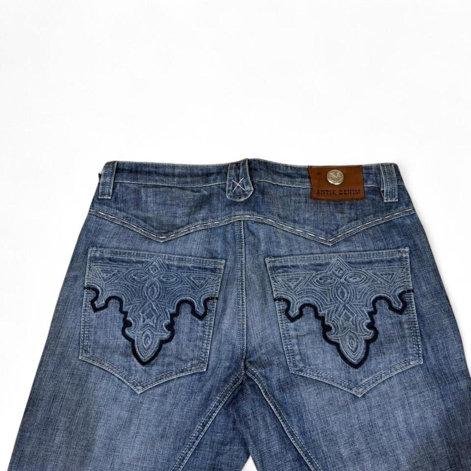 True Religion Antik Denim blue jeans with embroidered details Size US 34 / EU 50 - 4 Thumbnail