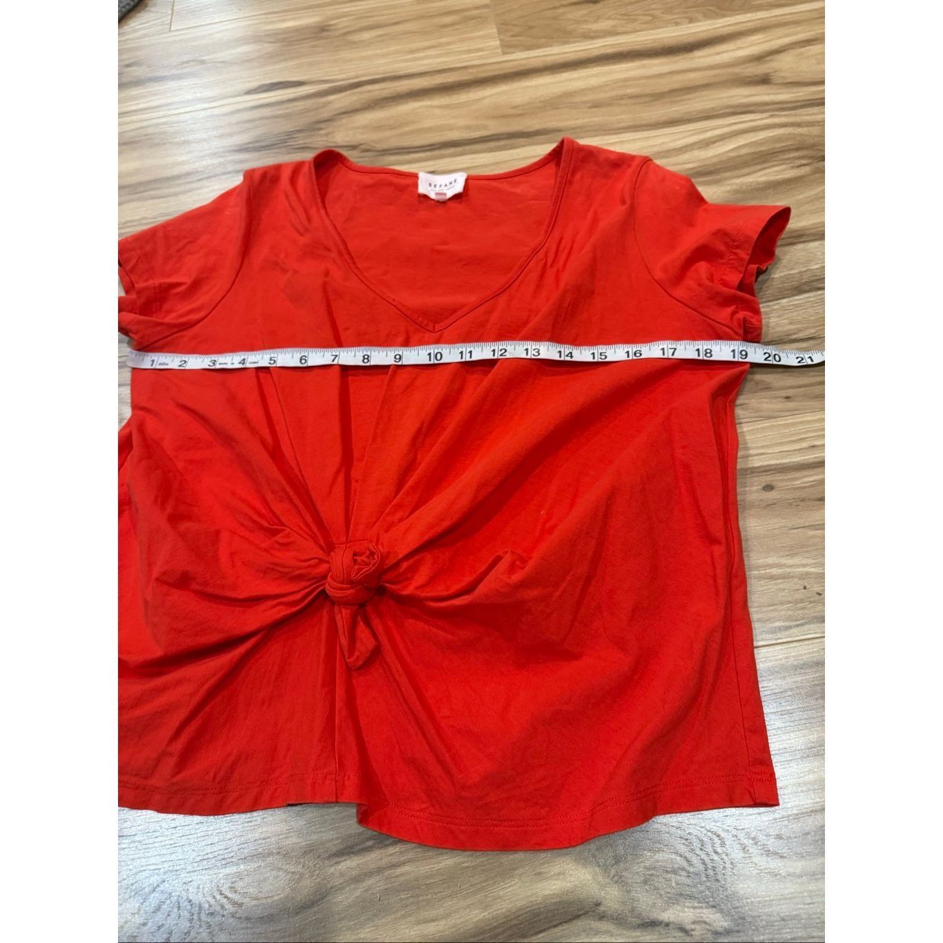 Sezane Sézane Cloe Red/orange V-neck short-sleeve top front knot s Size S / US 4 / IT 40 - 7 Thumbnail