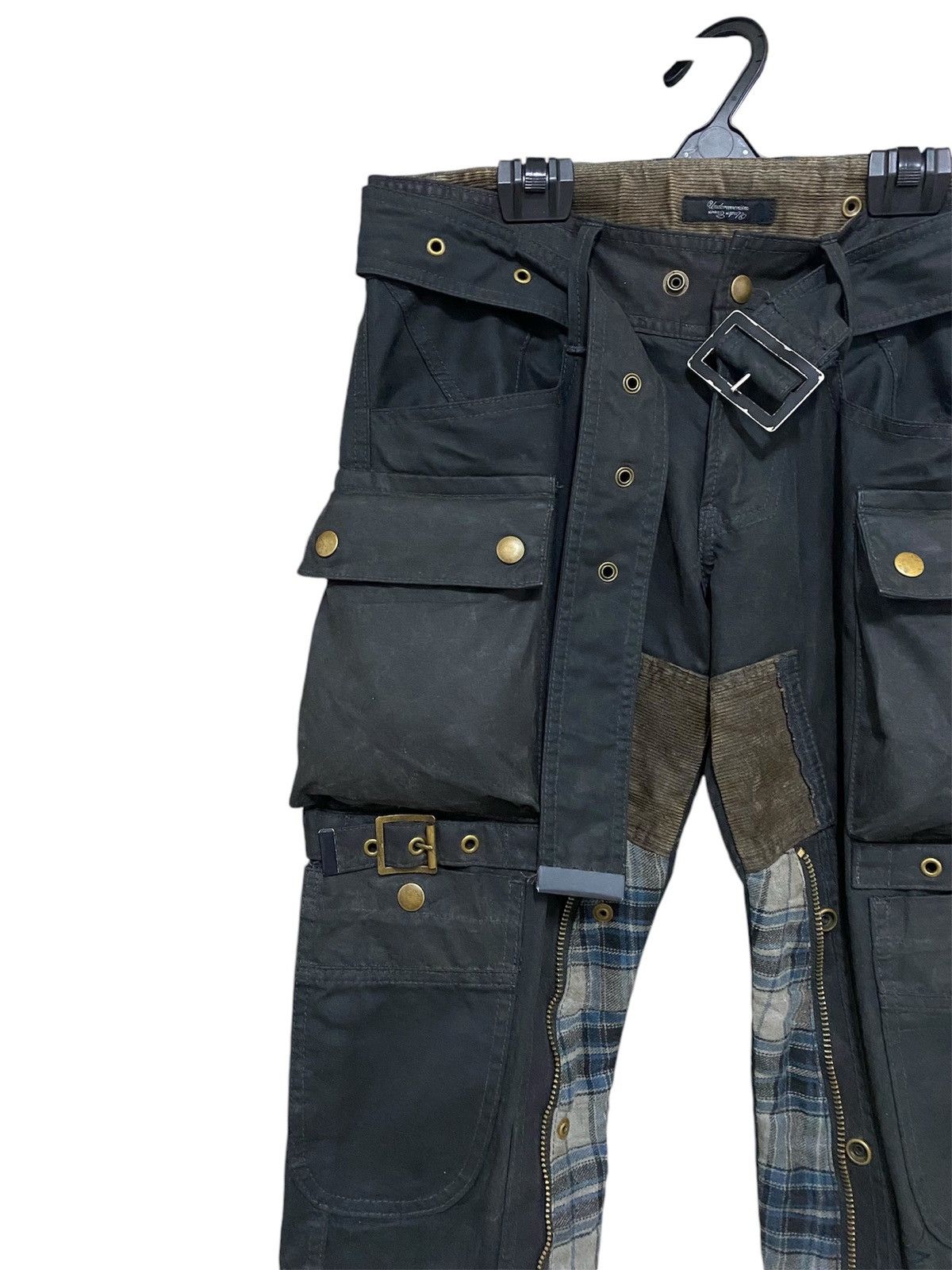 Undercover Vintage Undercover AW08 oiled waxed Cargo Bondage Pants Size US 30 / EU 46 - 4 Thumbnail