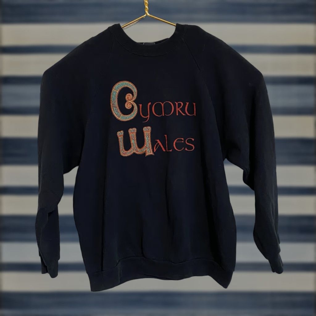 Vintage VINTAGE Cymru Wales Crewneck Sweatshirt UK Pullover Size XL Extra Large Men Black 90s Logo Sweatshirt Size US XL / EU 56 / 4 - 1 Thumbnail