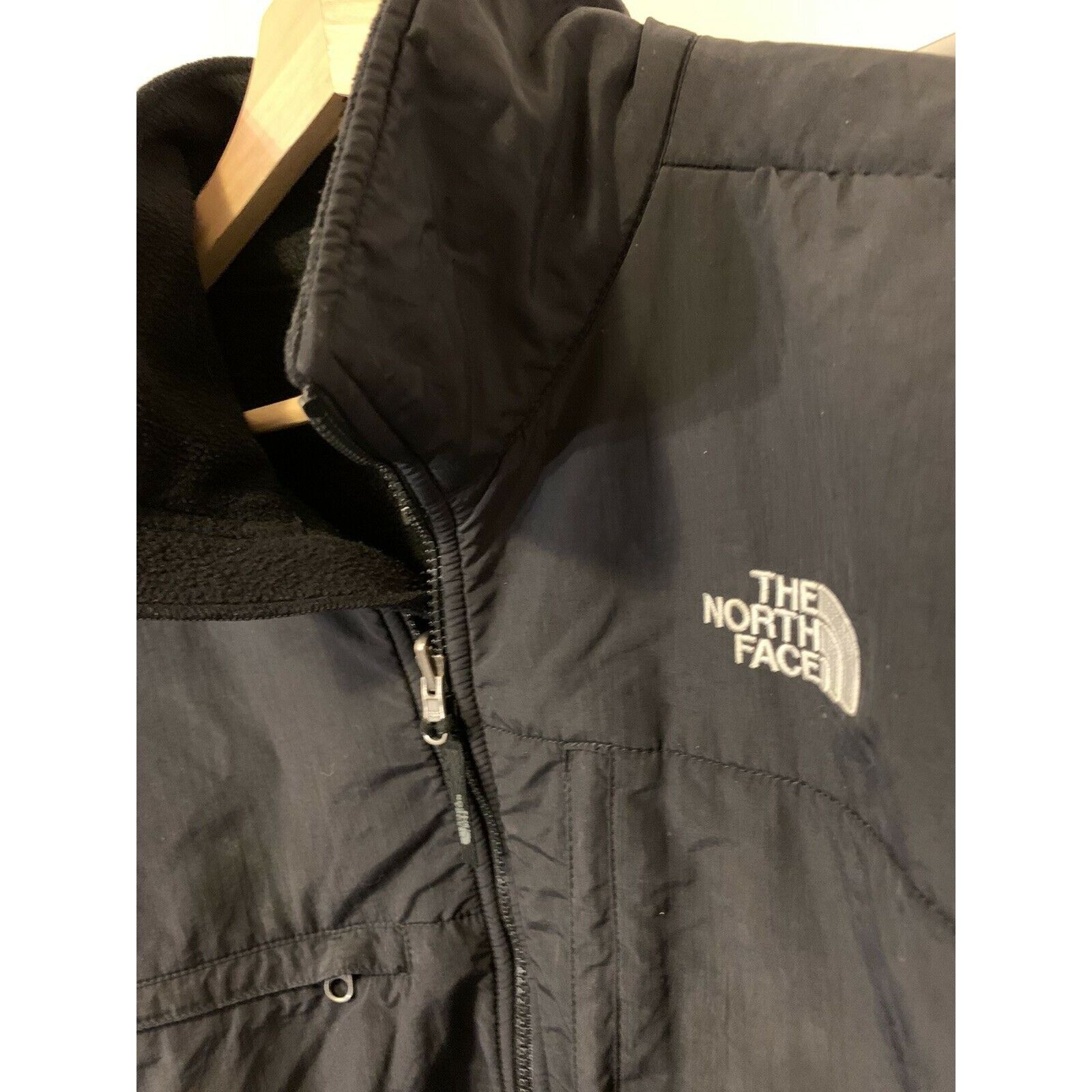 The North Face THE NORTH FACE BLACK DENALI FLEECE JACKET MENS SZ LARGE Size US L / EU 52-54 / 3 - 1 Thumbnail