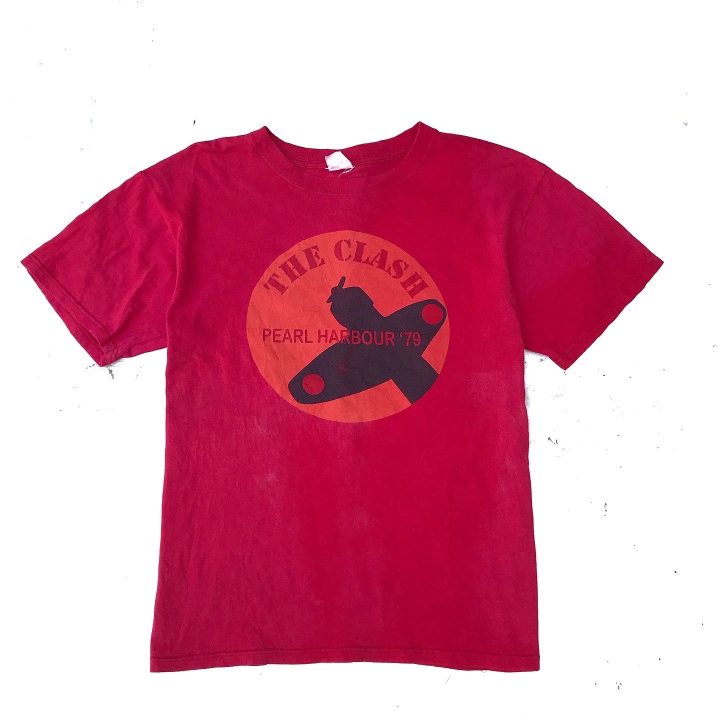 Band Tees The Clash, Pearl Harbour Tour 1979 T-Shirt, Men’s Red Size US M / EU 48-50 / 2 - 1 Thumbnail