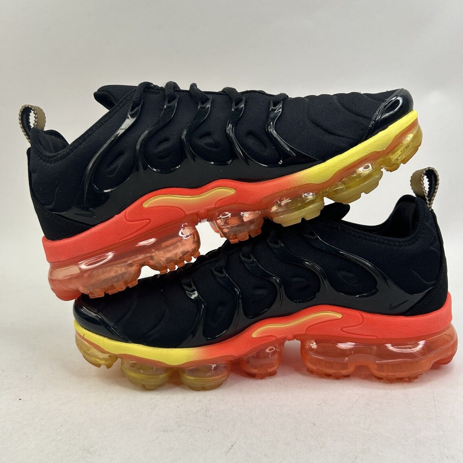 Nike Nike Air Vapormax Plus “Black Sunset Orange/Fresh” 2024 Size US 9 / EU 42 - 3 Thumbnail