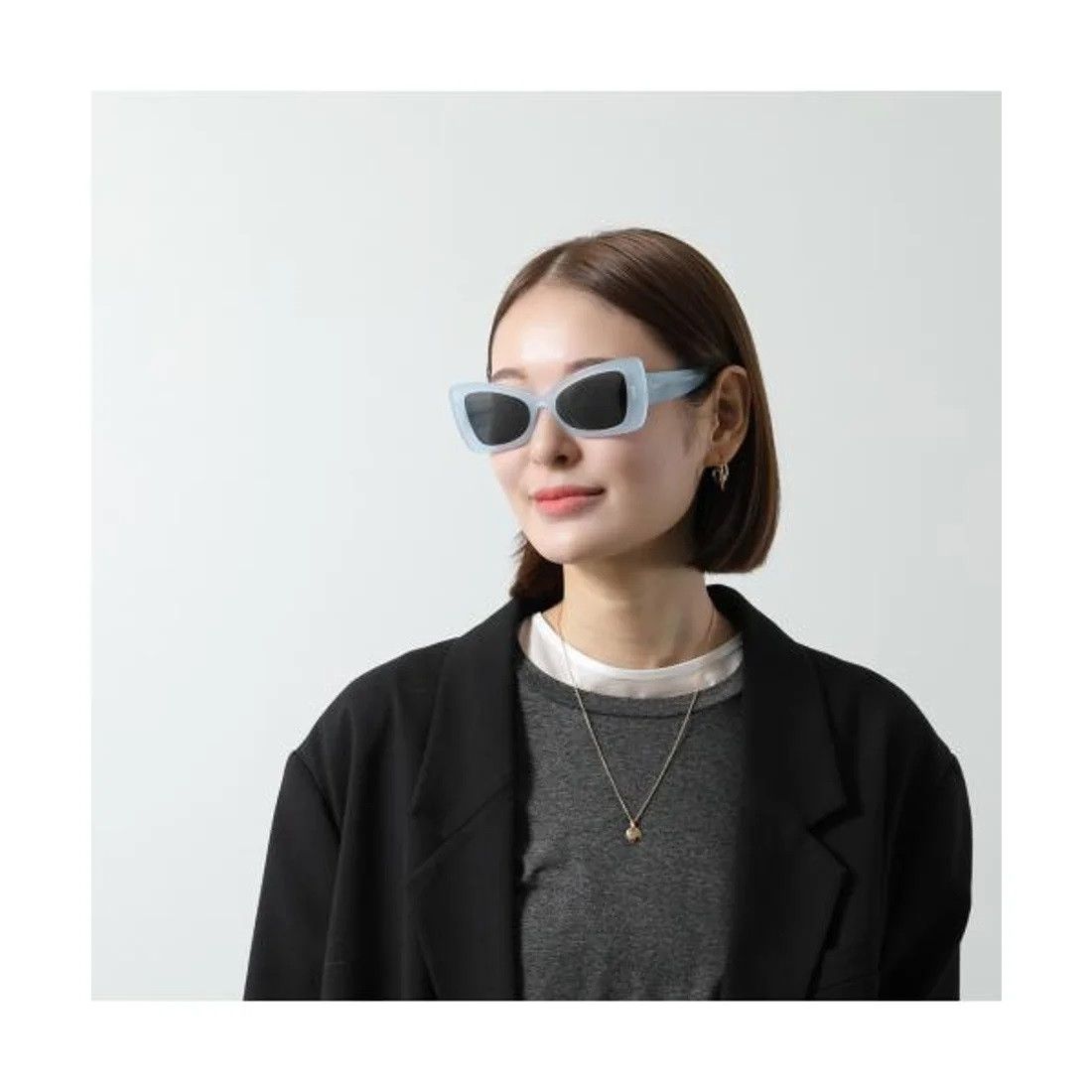 Celine NEW Celine CL40236I 84A Women Butterfly Sunglasses Size ONE SIZE - 4 Thumbnail
