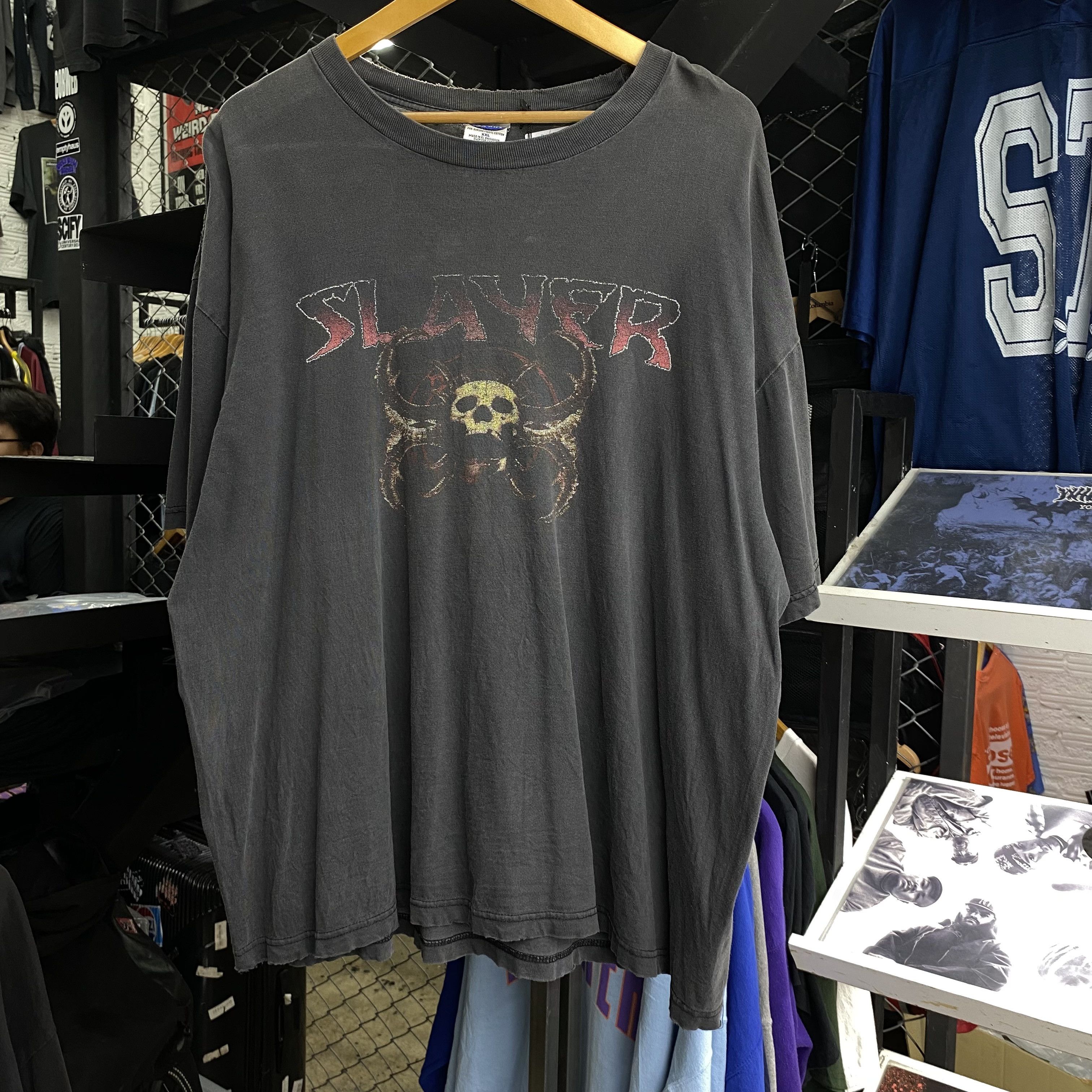 Band Tees SLAYER Vintage 2000s Shirt Size US XXL / EU 58 / 5 - 1 Thumbnail