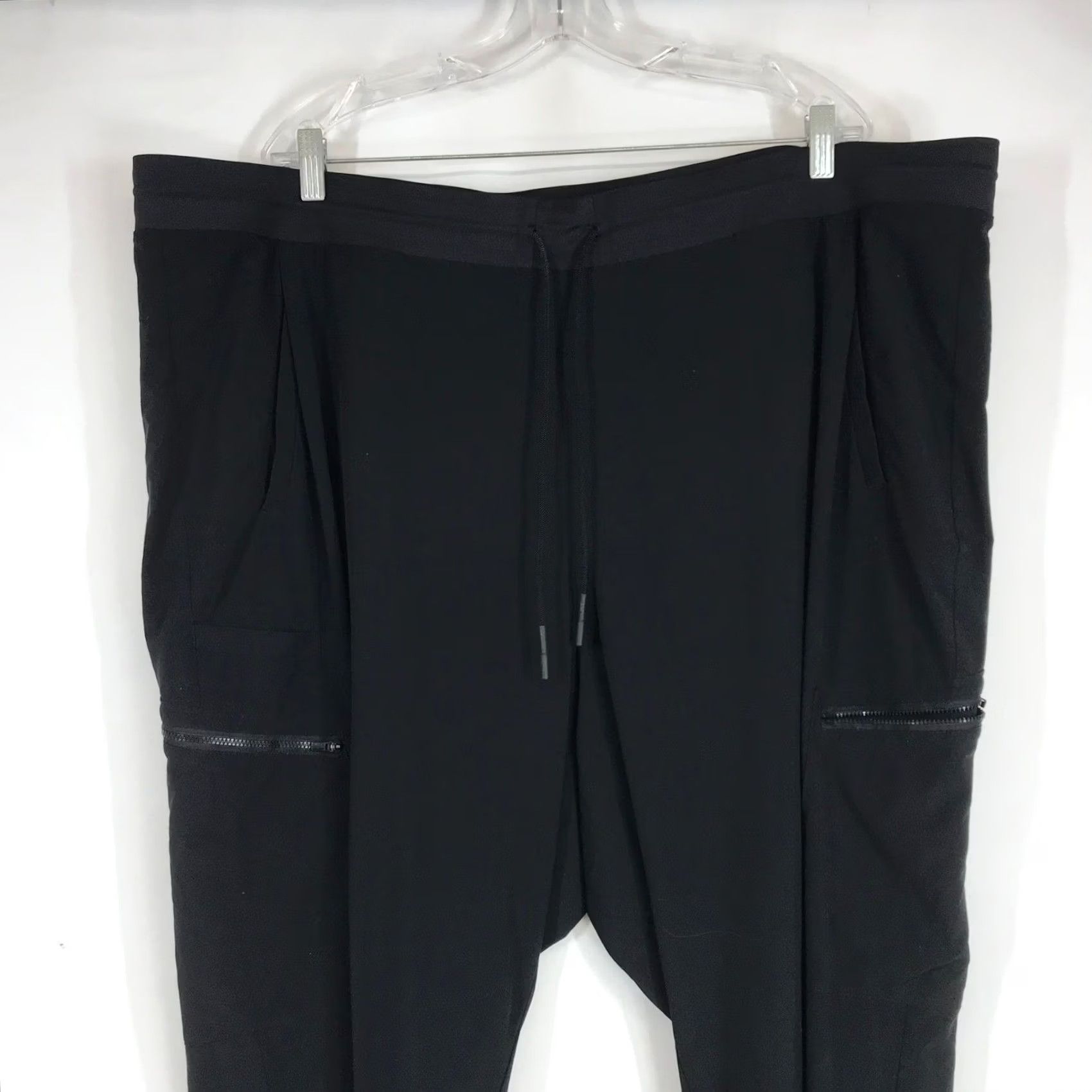 Athleta Athleta Venture Pant Womens 24 Black Cargo Jogger Hiking Travel Pants Drawstring Size 42" / US 20 - 2 Thumbnail