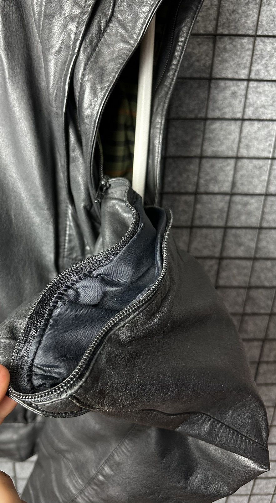 Angelo Litrico × Genuine Leather Angelo Litrico Vintage Leather Transformer Vest Jacket SizeM Size US M / EU 48-50 / 2 - 11 Thumbnail