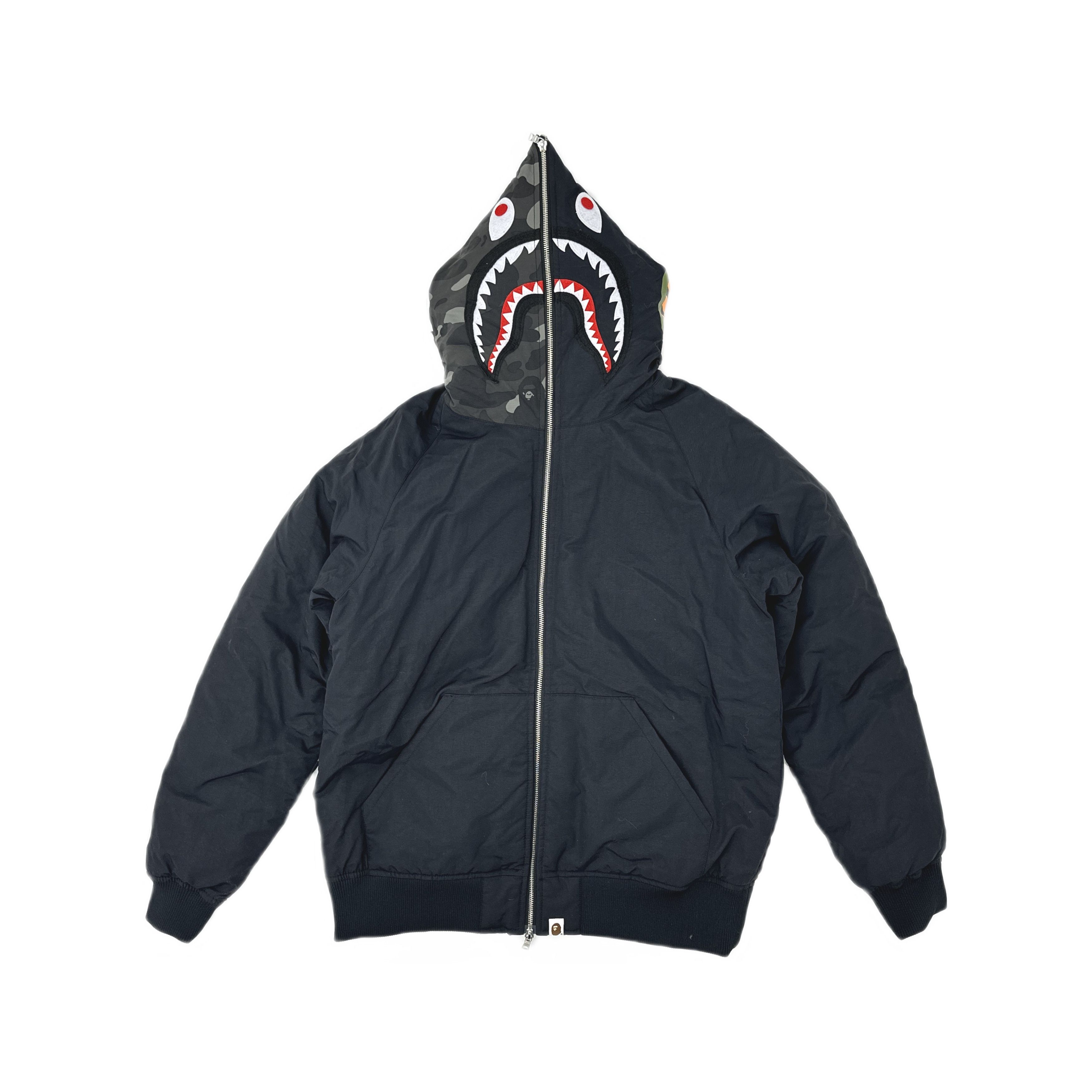 Bape A BATHING APE Shark Camo Down Jacket Size XL Size US XL / EU 56 / 4 - 1 Thumbnail
