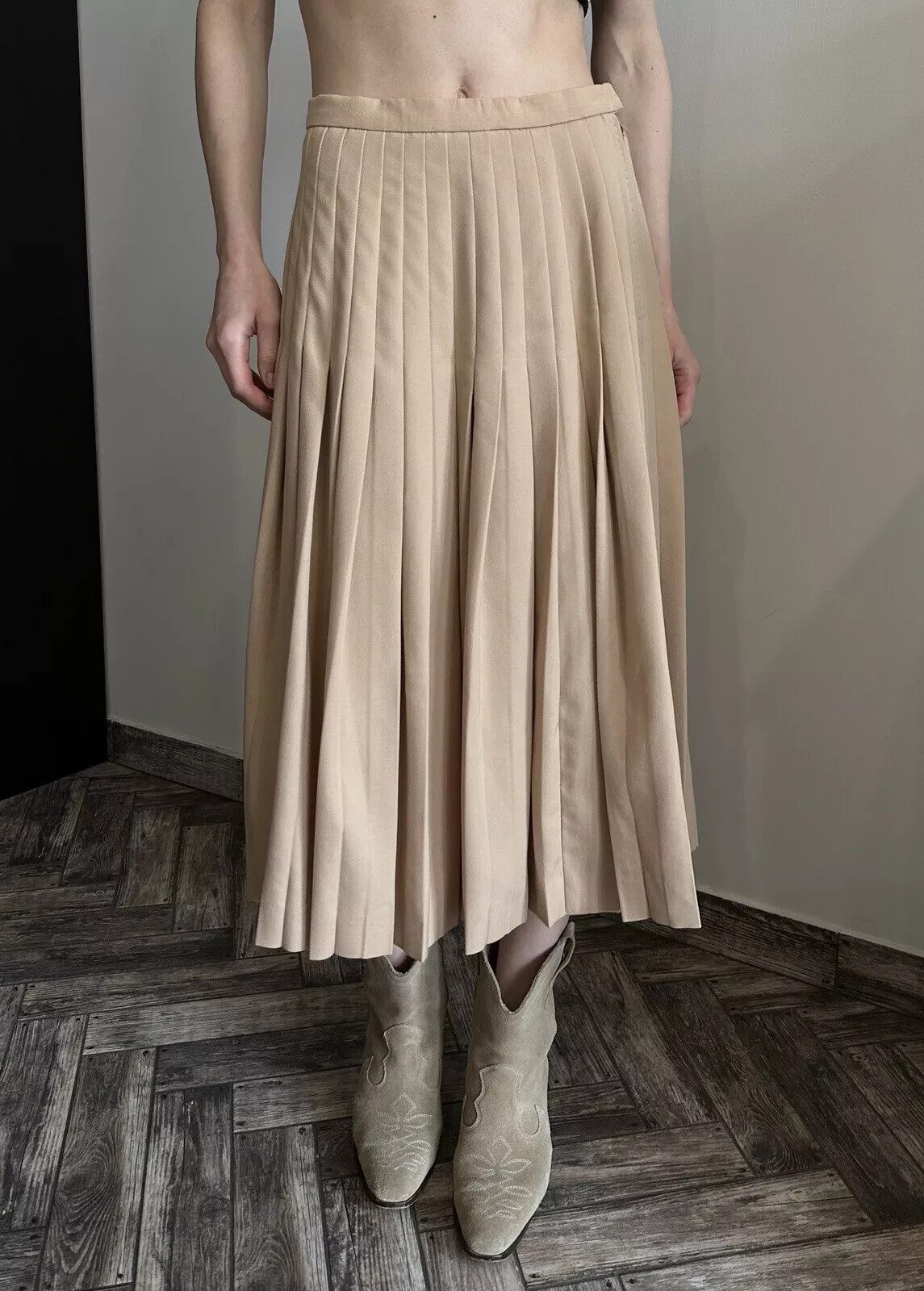 Givenchy Vintage Givenchy 5 Please Wool A-line Midi Skirt Beige Rare Size 30" / US 8 / IT 44 - 8 Thumbnail