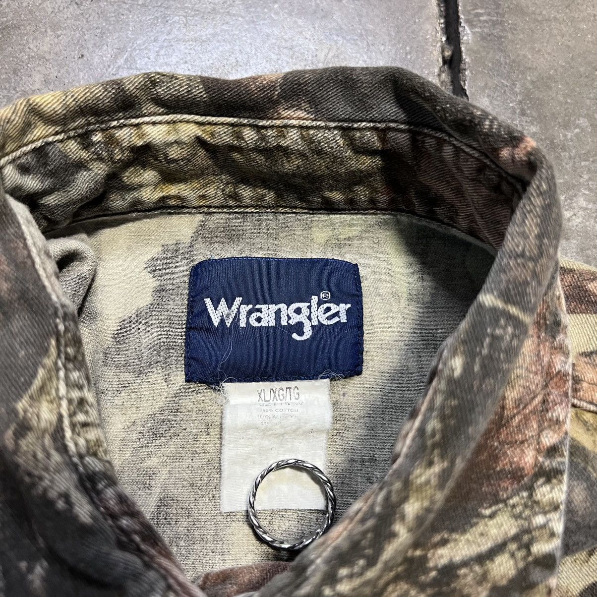Vintage × Wrangler Vintage Wrangler Pearl Snap Camo Button Up Western Cowboy Size US XL / EU 56 / 4 - 7 Thumbnail