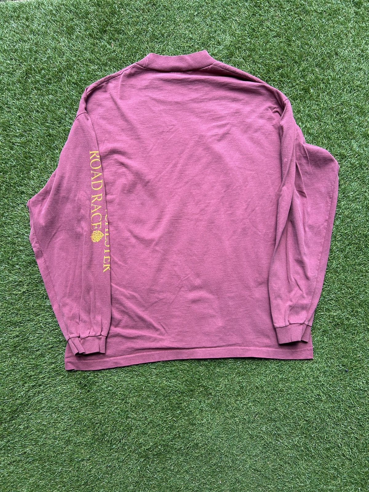 Vintage Vintage 2004 Manchester Road Race Red Long Sleeve T-Shirt Size US L / EU 52-54 / 3 - 7 Thumbnail