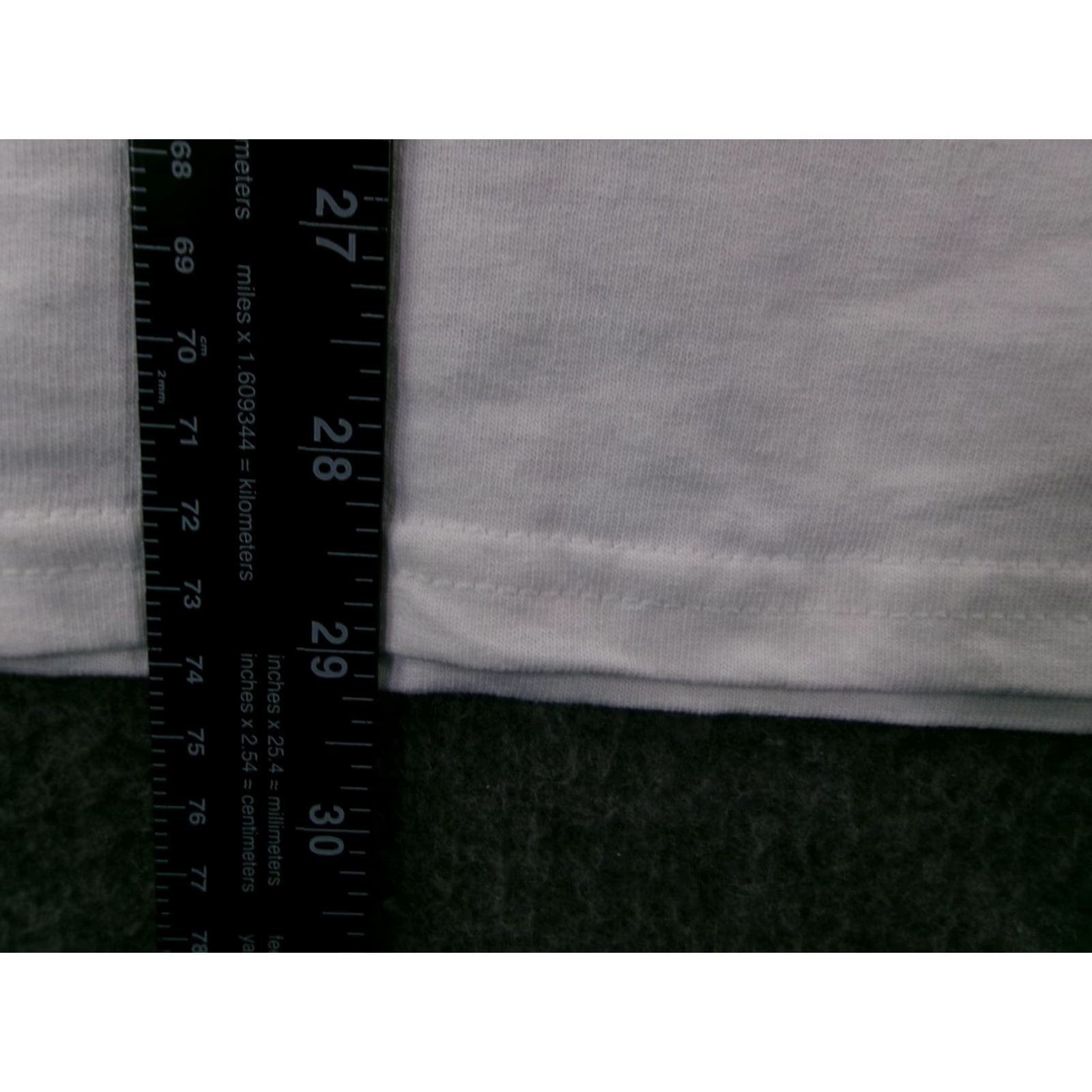 Vintage Continue Shirt Men Medium White Graphic Print Logo CustomInk T-Shirt Crew Neck Long Sleeve Mens 2000s? Size US M / EU 48-50 / 2 - 6 Thumbnail