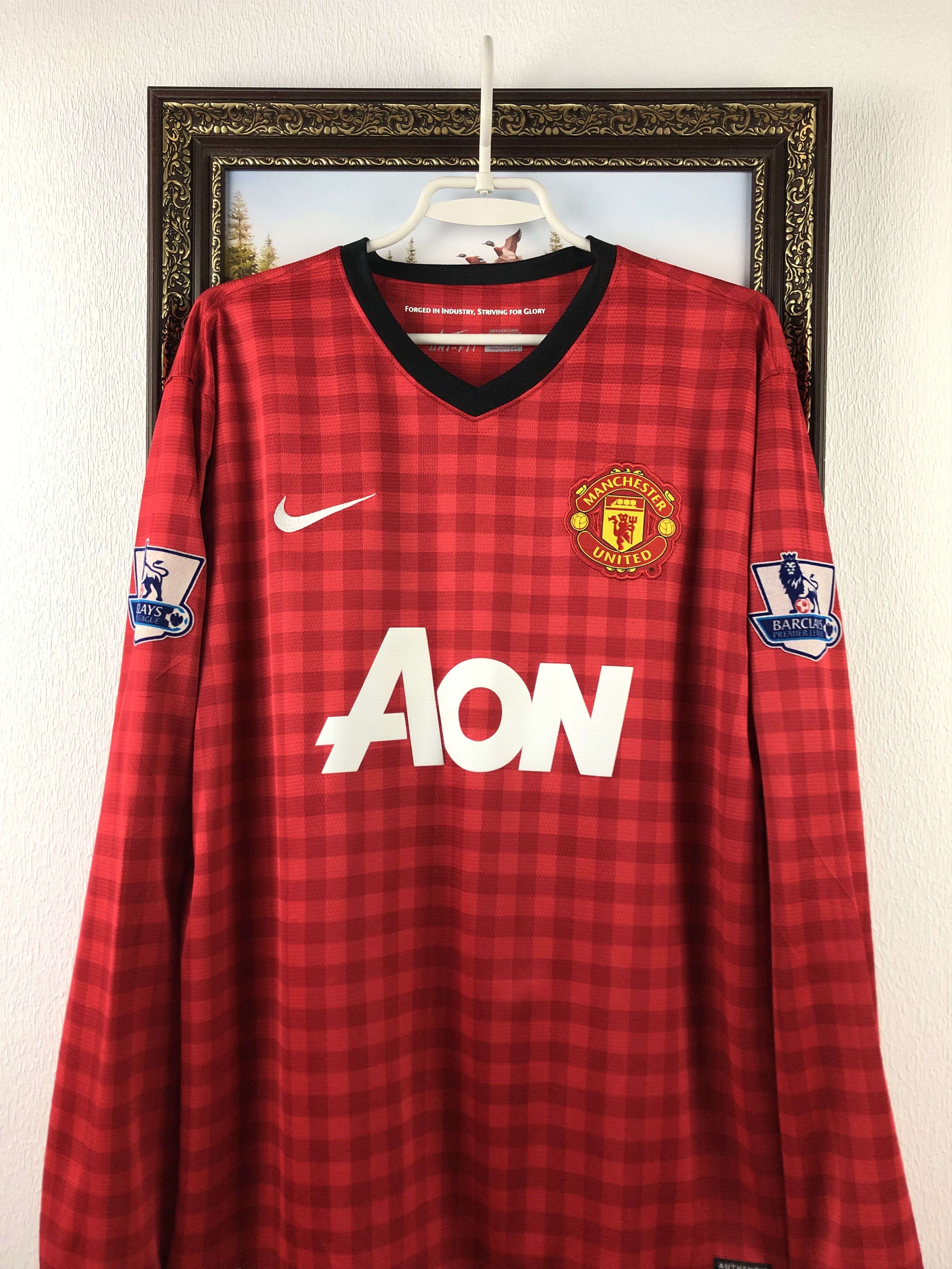 Nike Manchester United shirt 2012 Soccer #20 v. Persie Jersey Size US XL / EU 56 / 4 - 5 Thumbnail