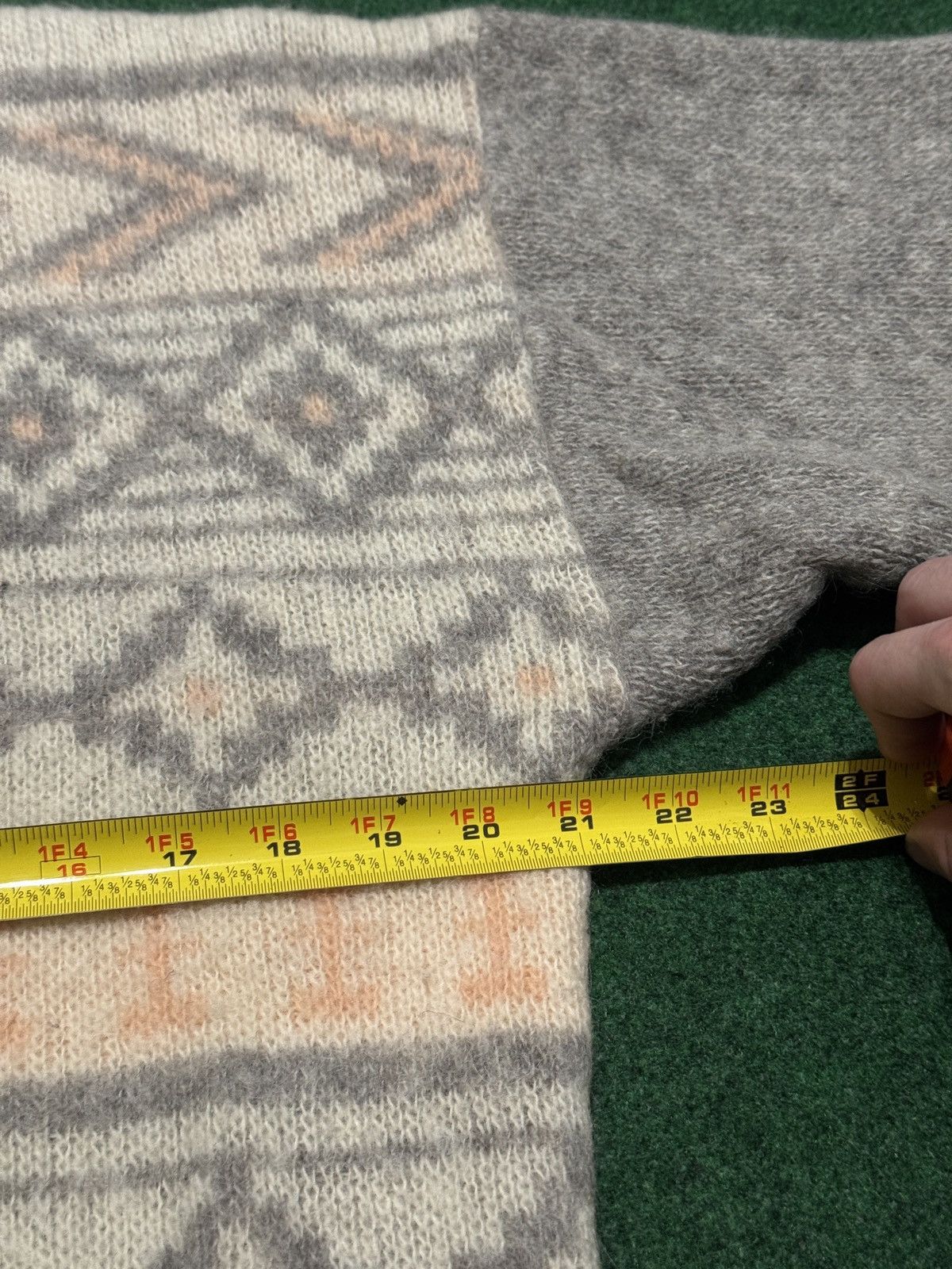 Vintage Vintage Alafoss Icewool Virgin Wool 80s Nordic S/M Sweater Size S / US 4 / IT 40 - 5 Thumbnail