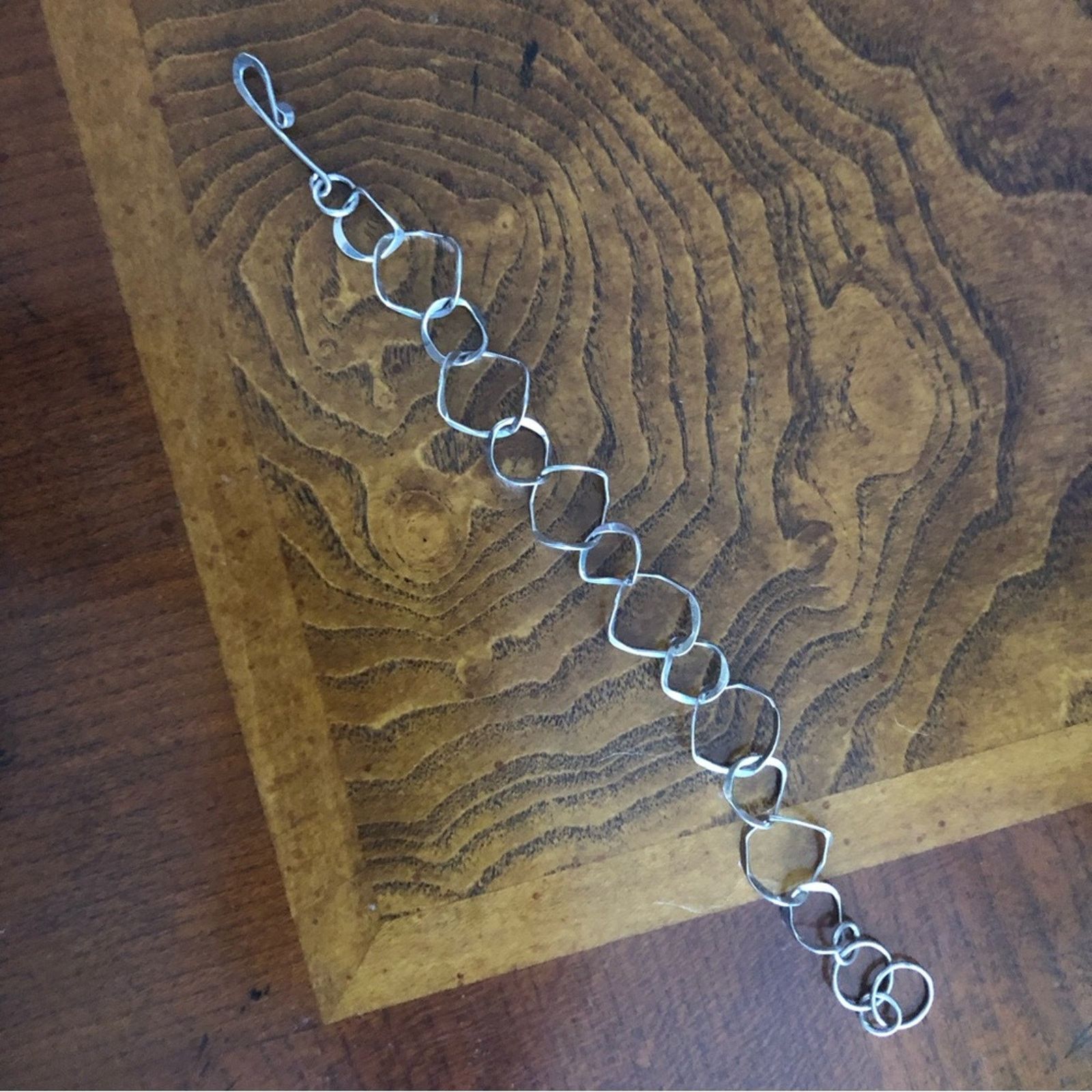 Handmade Handcrafted lightweight hammered recycled link bracelet Size ONE SIZE - 4 Thumbnail