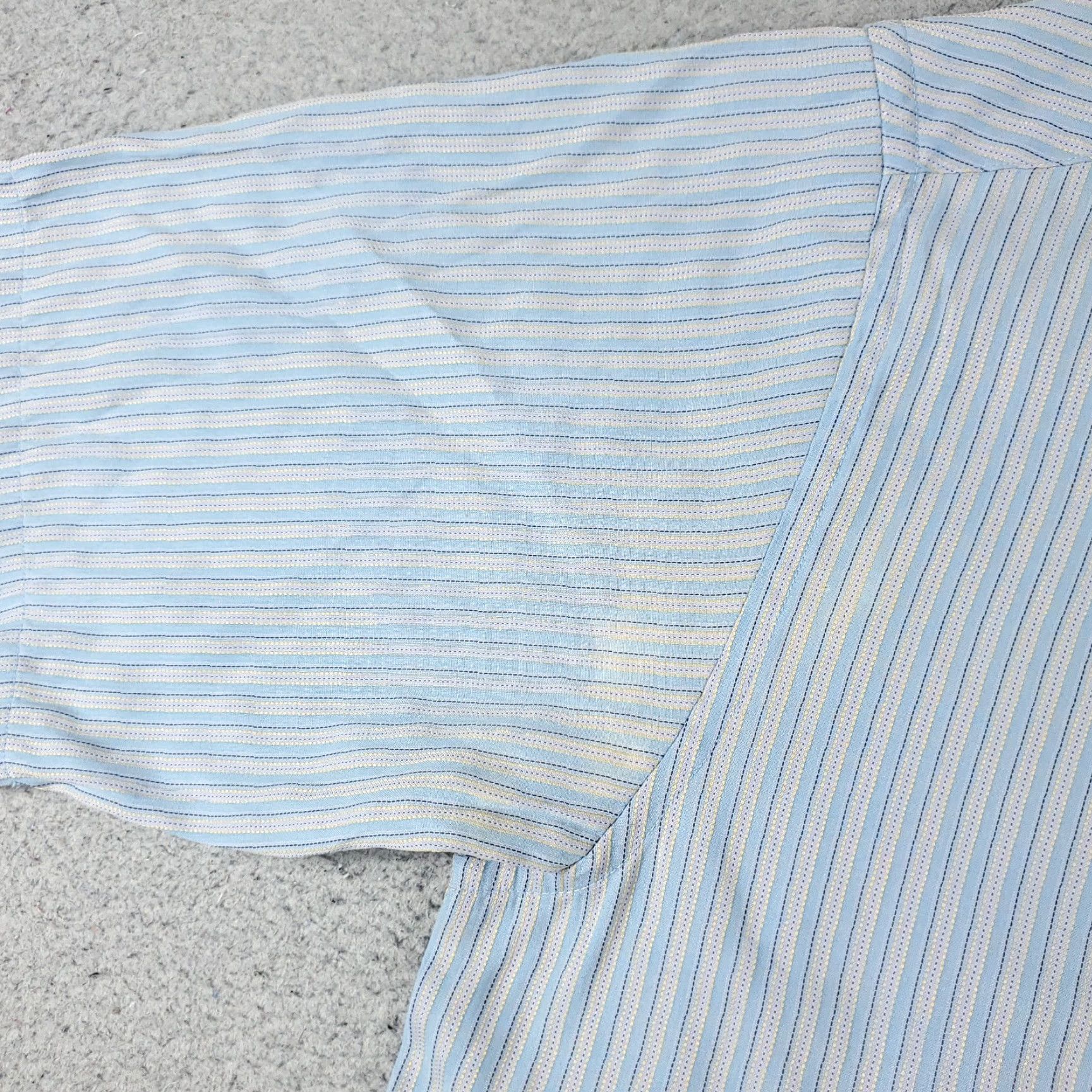 BUGATCHI Bugatchi Uomo Shirt Mens XL Blue Striped Button-Up Short Sleeve Casual Business Formal Party/Cocktail Travel Wedding Workwear Size US XL / EU 56 / 4 - 3 Thumbnail