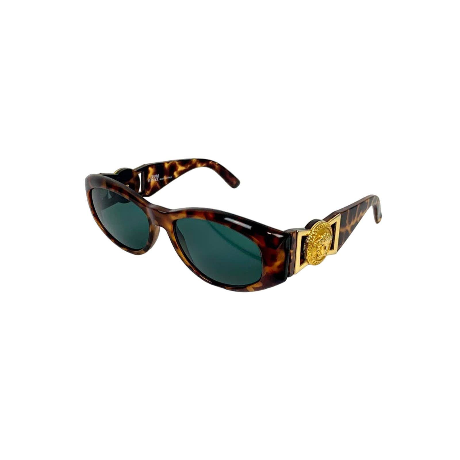 image of Gianni Versace Mod 424 Vintage Sunglasses in Gold, Men's