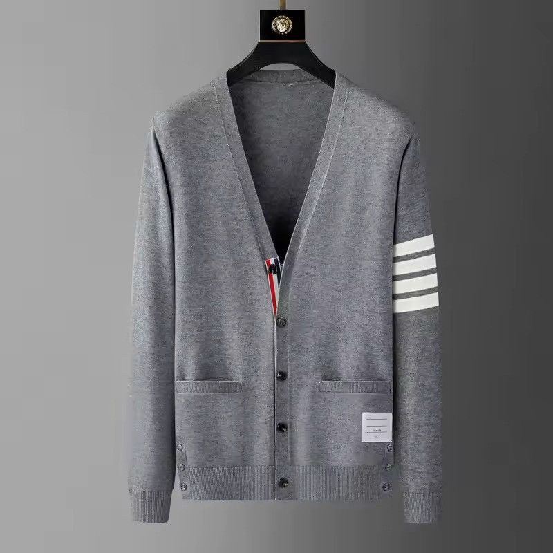 Other Casual Knitted Striped V-Neck Cardigan Sweater Size US M / EU 48-50 / 2 - 1 Thumbnail