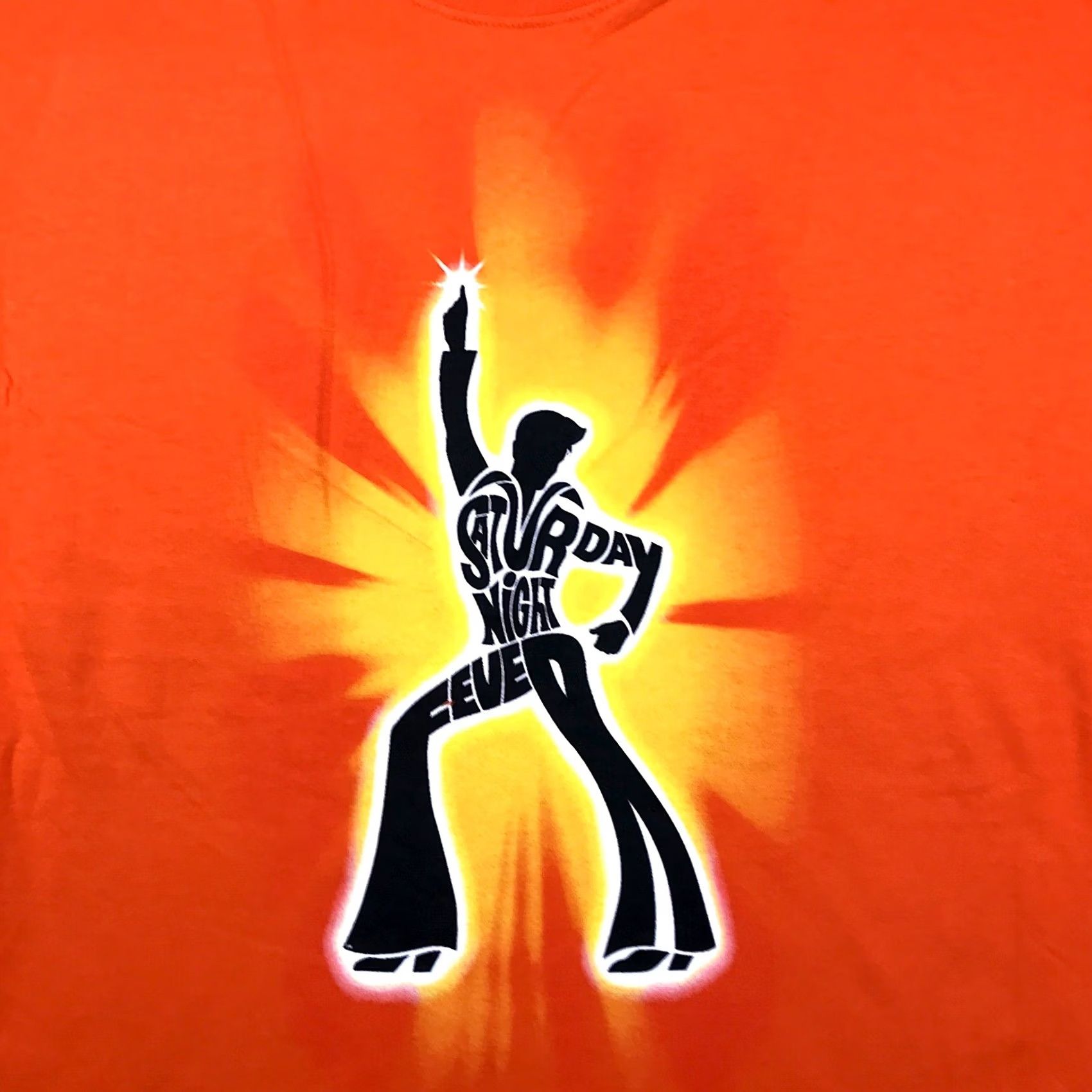 Gildan VINTAGE SATURDAY NIGHT FEVER BROADWAY MUSICAL T-Shirt LARGE disco theatre 90s Orange Size US L / EU 52-54 / 3 - 5 Thumbnail