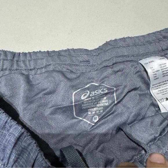 Asics NWT ASICS READY SET 3’ SHORTS PEACOAT HEATHER/LAKE DRIVE M Size 26" / US 2 / IT 38 - 6 Thumbnail