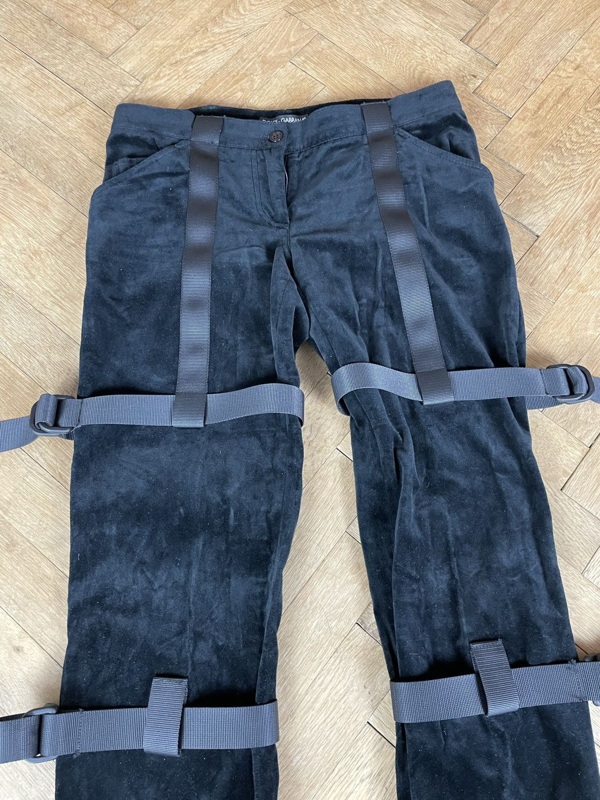 Dolce & Gabbana Dolce & Gabbana Runway AW 2003 Black Velvet Bondage Pants Size US 28 / EU 44 - 3 Thumbnail