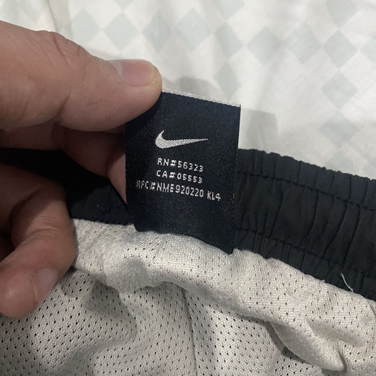 Vintage Y2K Nike Black Track Pants - 5 Pockets Size US 38 / EU 54 - 12 Thumbnail