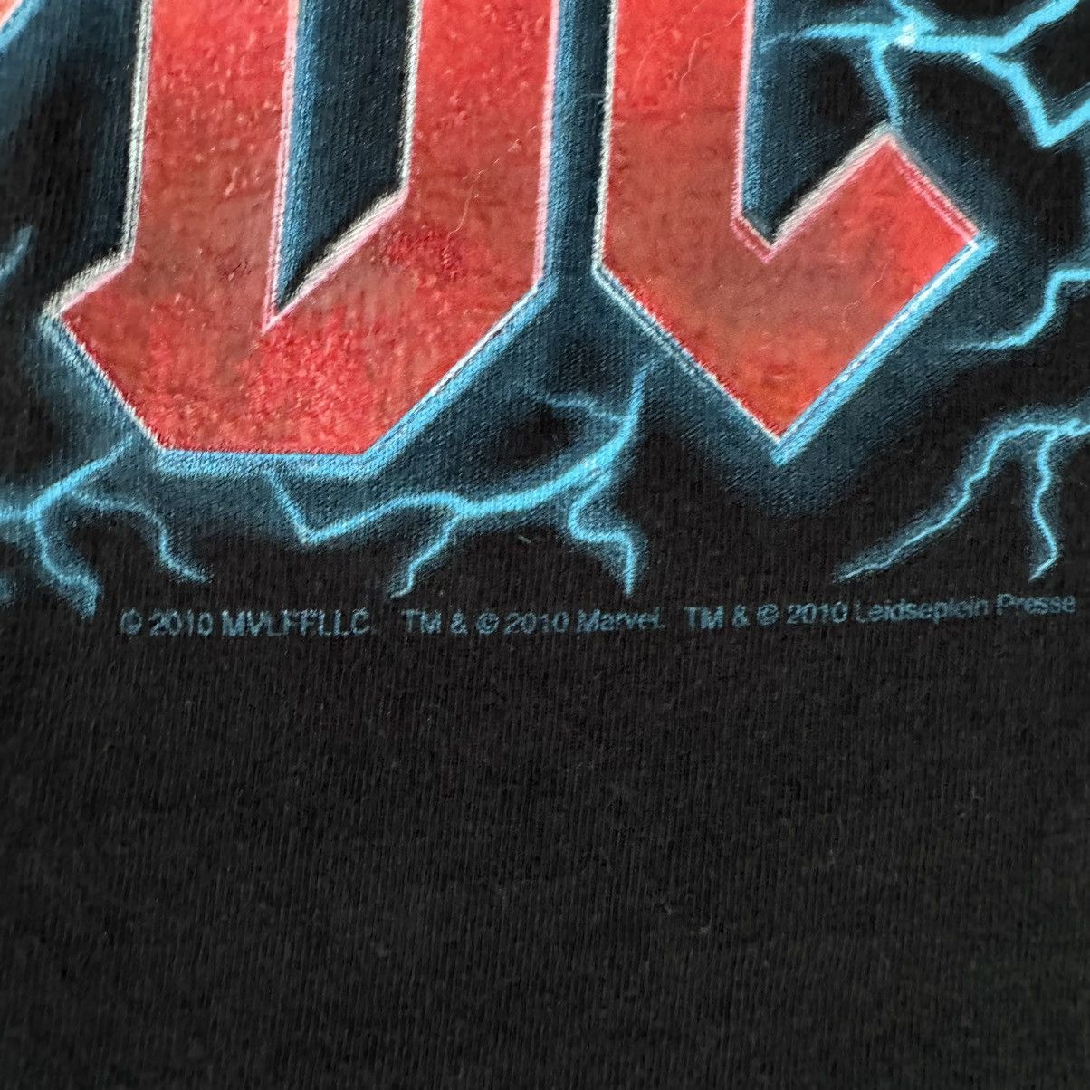 Band Tees × JNCO × Stussy Vintage Y2K 2010 Black AC/DC Ironman 2 Movie Promo Tee Small Size US S / EU 44-46 / 1 - 3 Thumbnail
