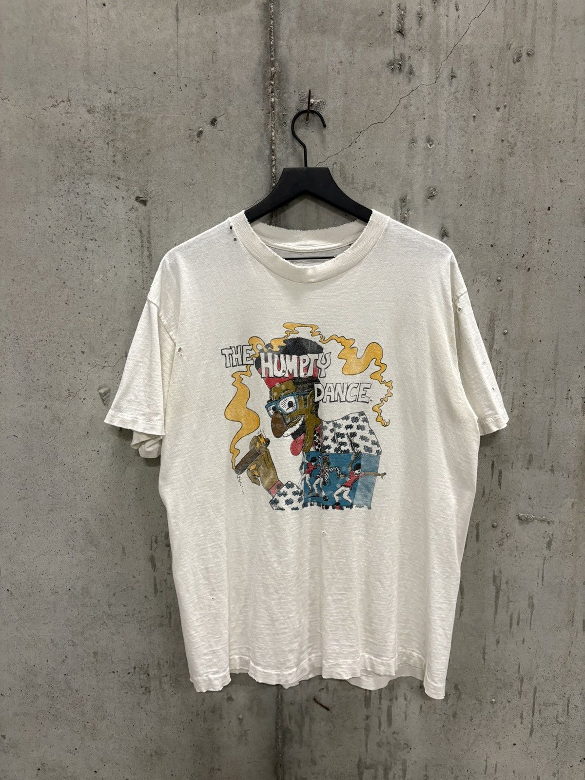 Band Tees Vintage The Humpty Dance Shirt Thrashed Faded Grunge Band Size US XL / EU 56 / 4 - 1 Thumbnail