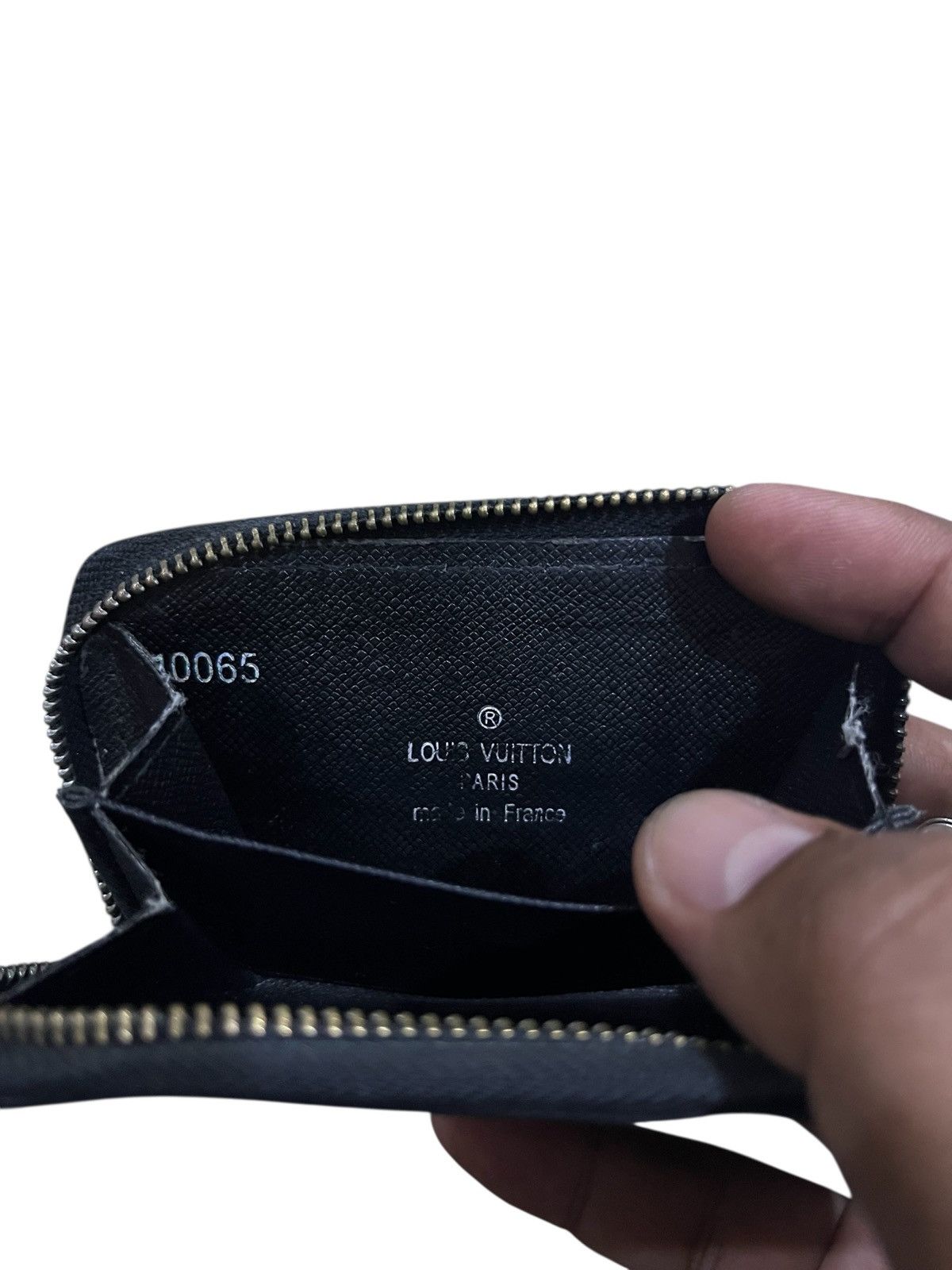 Louis Vuitton LOUIS VUITTON ZIPPY COIN PURSE BLACK LEATHER Size ONE SIZE - 8 Thumbnail