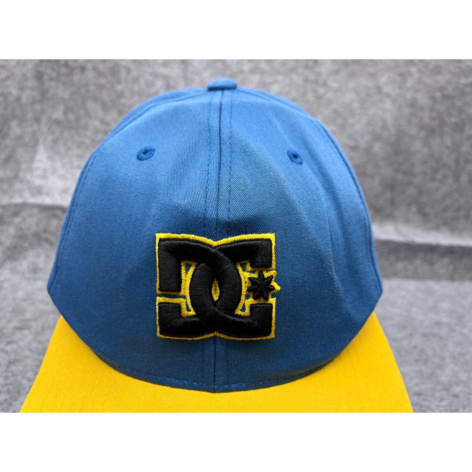 Vintage VINTAGE DC Shoes Snapback Hat Cap Adult 7 1/8 Blue Cotton Skate 90s Mens Size ONE SIZE - 2 Thumbnail