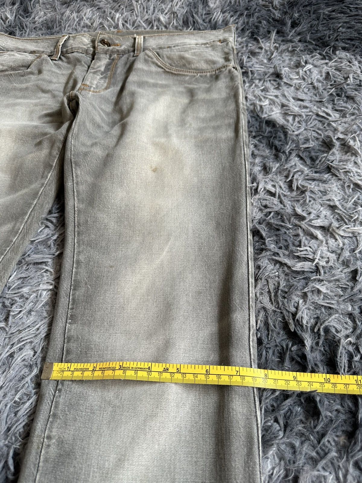 Dolce & Gabbana 00’s VTG Dolce & Gabbana 14 Gold distressed grey dirty jeans Size US 32 / EU 48 - 18 Thumbnail