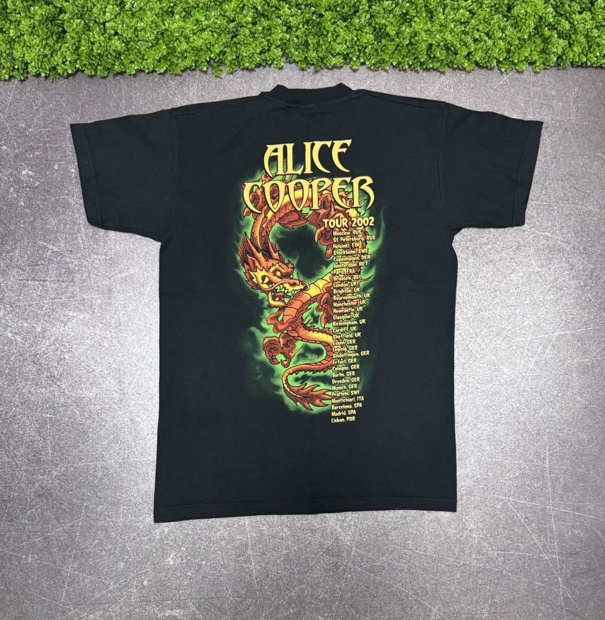 Band Tees Vintage Alice Cooper “DragonTown” 2002 t-shirt Size US L / EU 52-54 / 3 - 2 Thumbnail