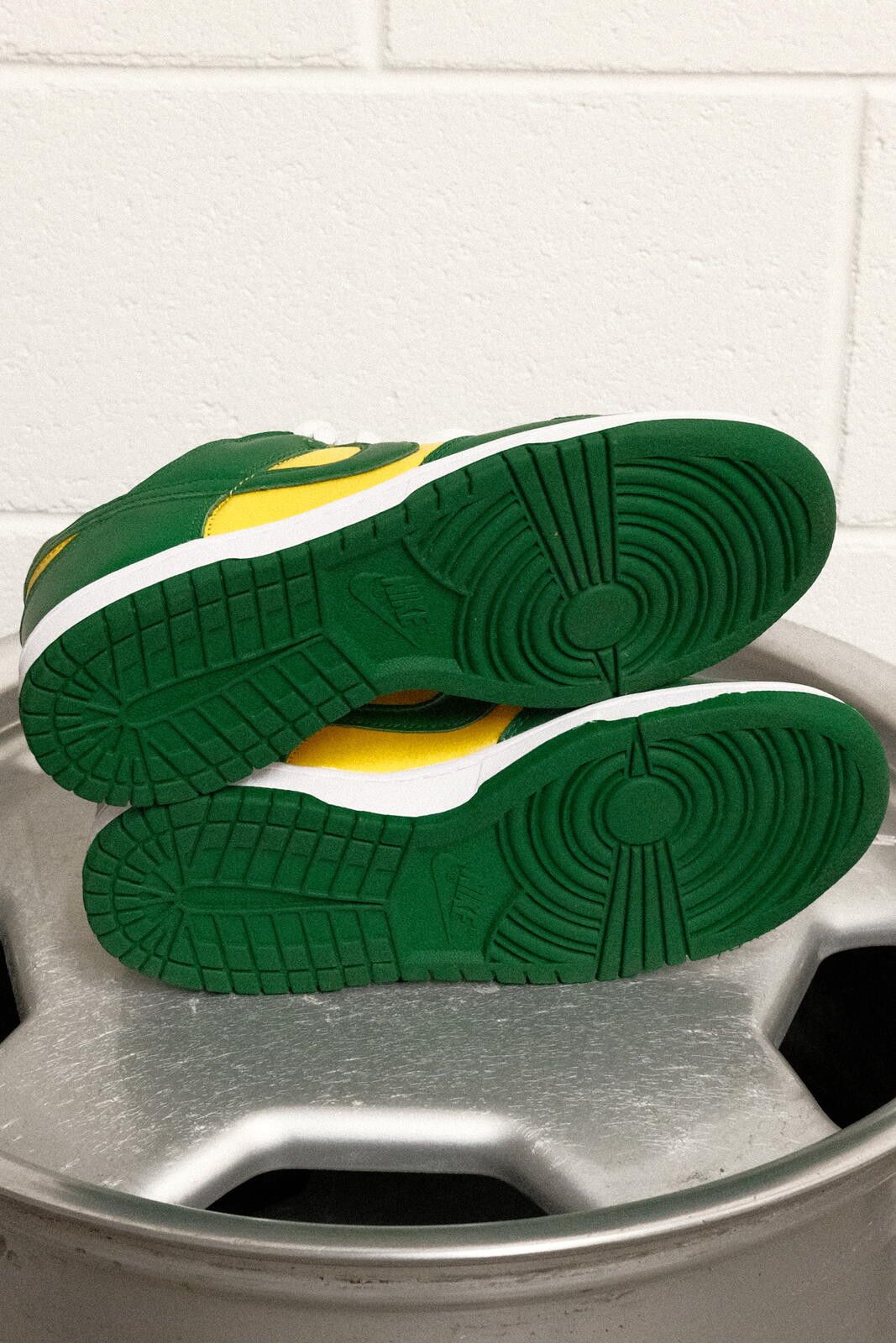 Nike Nike Dunk Low Green and Yellow Sneakers Size US 7.5 / IT 37.5 - 5 Thumbnail