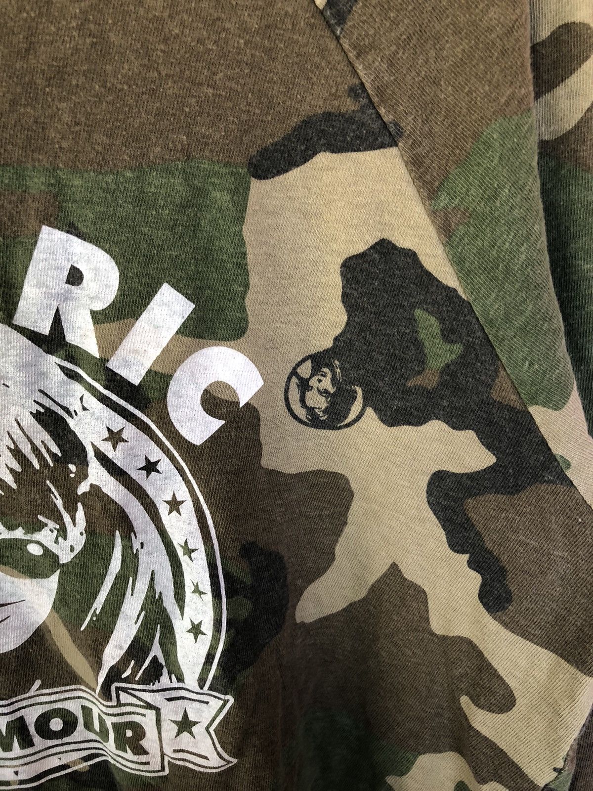 Hysteric Glamour Rare Hysteric Glamour Army Camouflage Shirt Tee Size US L / EU 52-54 / 3 - 5 Thumbnail
