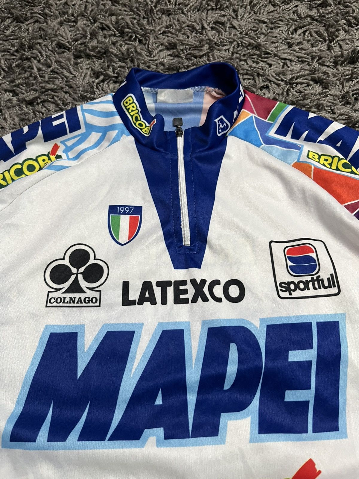 Vintage Vintage 1997 Mapei Bricobi Colnago Cycling Jersey Sportful Size US L / EU 52-54 / 3 - 3 Thumbnail
