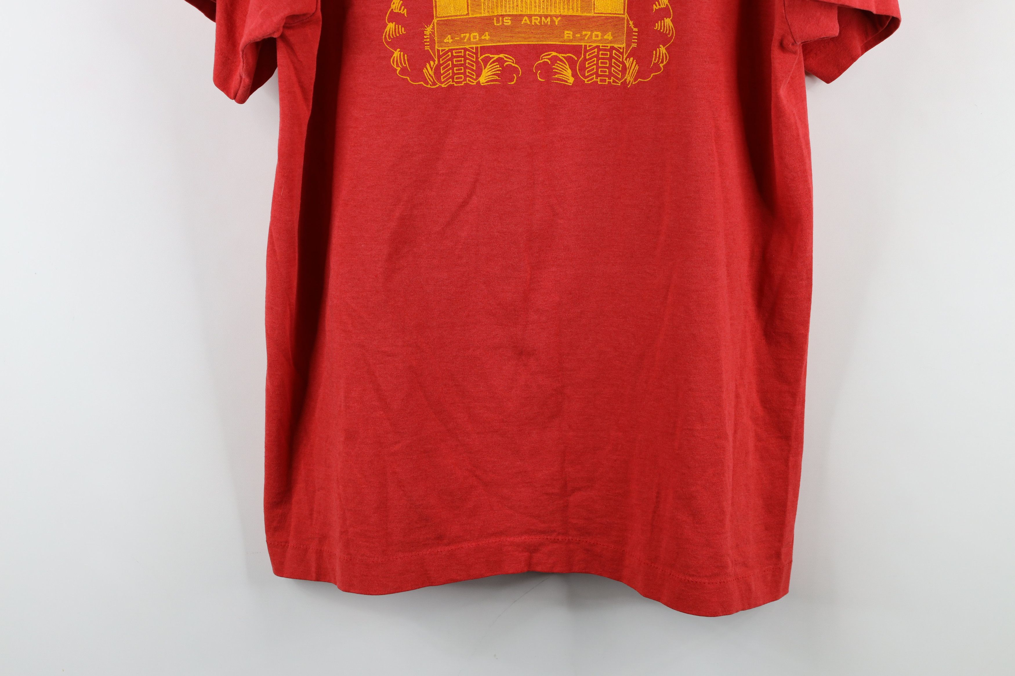 Vintage Vintage 80s Bravo Company 704th Main Battalion T-Shirt USA Size US L / EU 52-54 / 3 - 9 Thumbnail