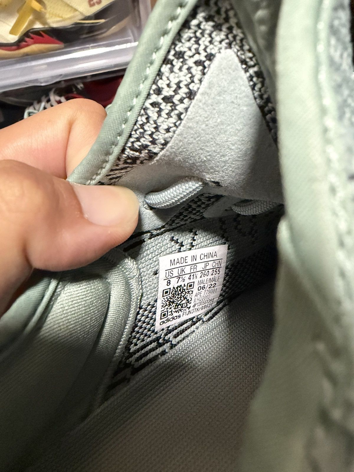 Adidas × Kanye West Adidas Yeezy 350 V2 Salt Size US 8 / EU 41 - 8 Thumbnail