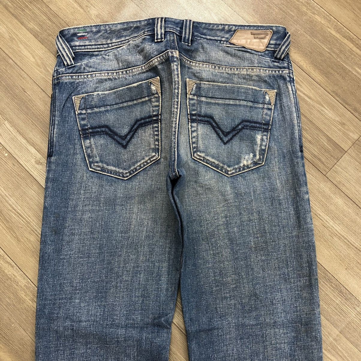 Diesel 2000s Diesel Industry Trouleg Faded Jeans Size US 32 / EU 48 - 19 Thumbnail