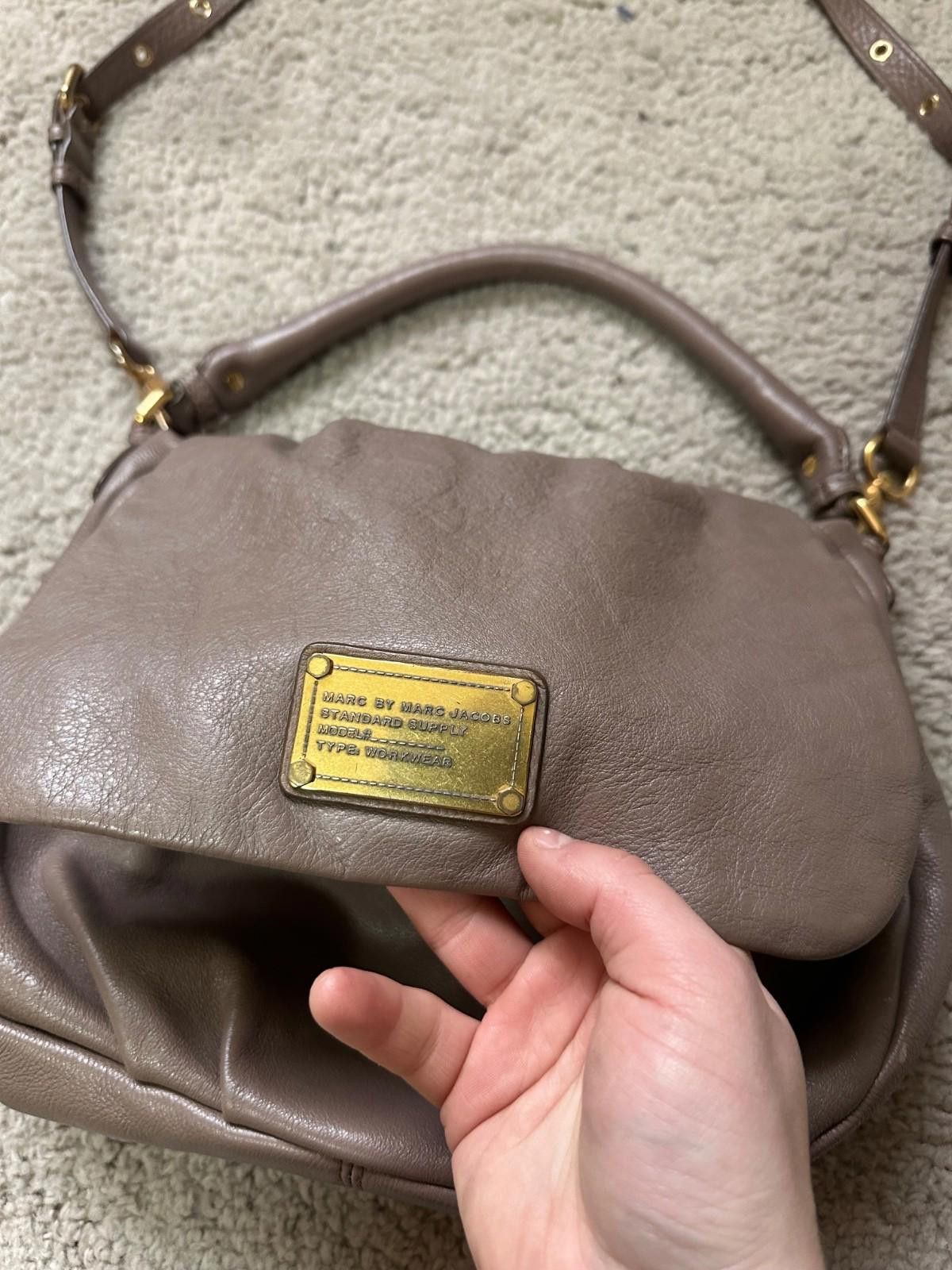 Marc Jacobs Marc by Marc Jacobs Beig Leather Classic Q Lil Ukita Satchel Size ONE SIZE - 5 Thumbnail