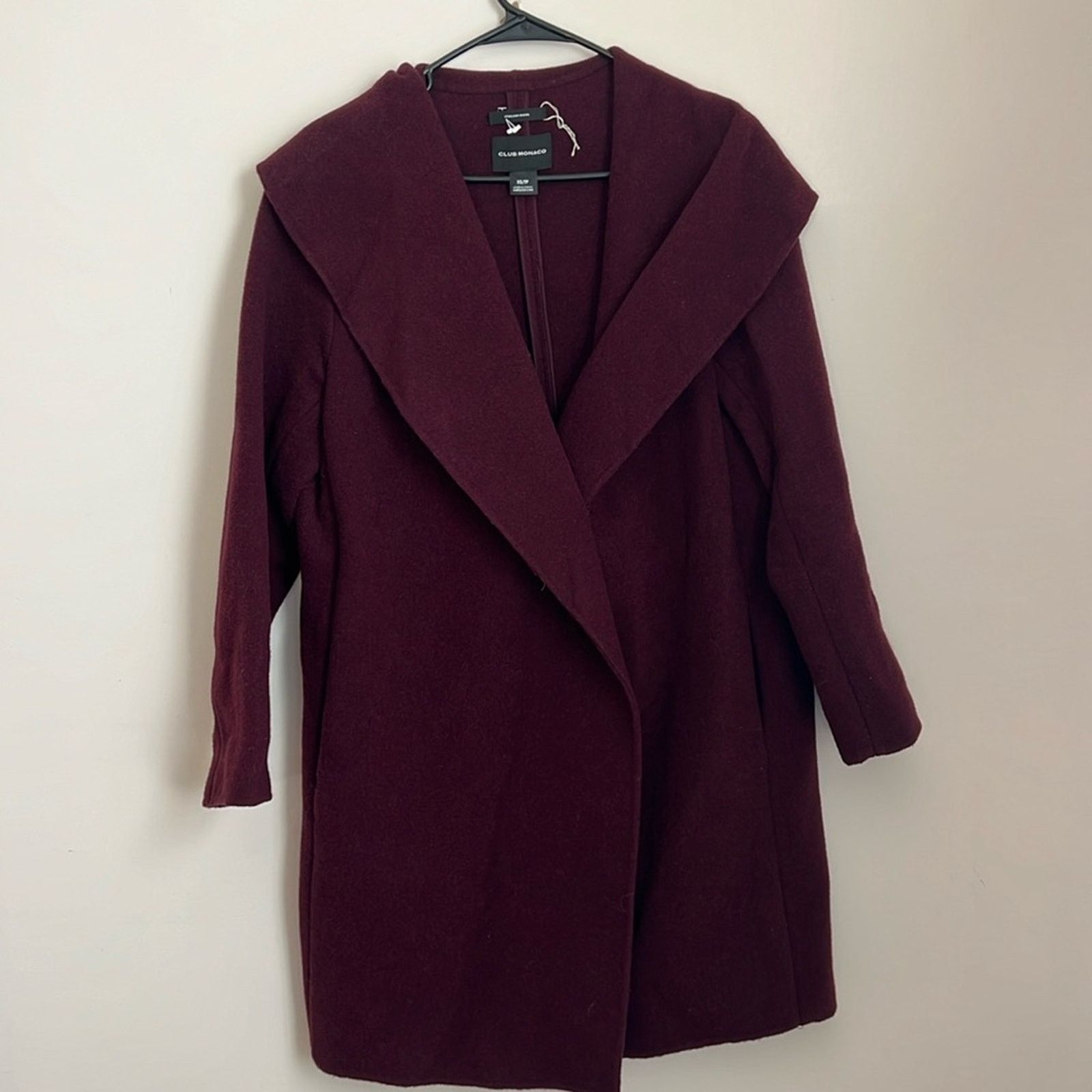 Club Monaco Club Monaco Burgundy Wool Jacket with Large Lapel Size XS / US 0-2 / IT 36-38 - 1 Thumbnail