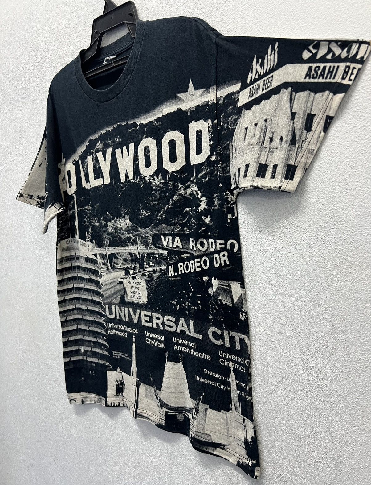 Vintage Vintage Full print Hollywood Single Stitch Copyright 1996 Size US M / EU 48-50 / 2 - 3 Thumbnail