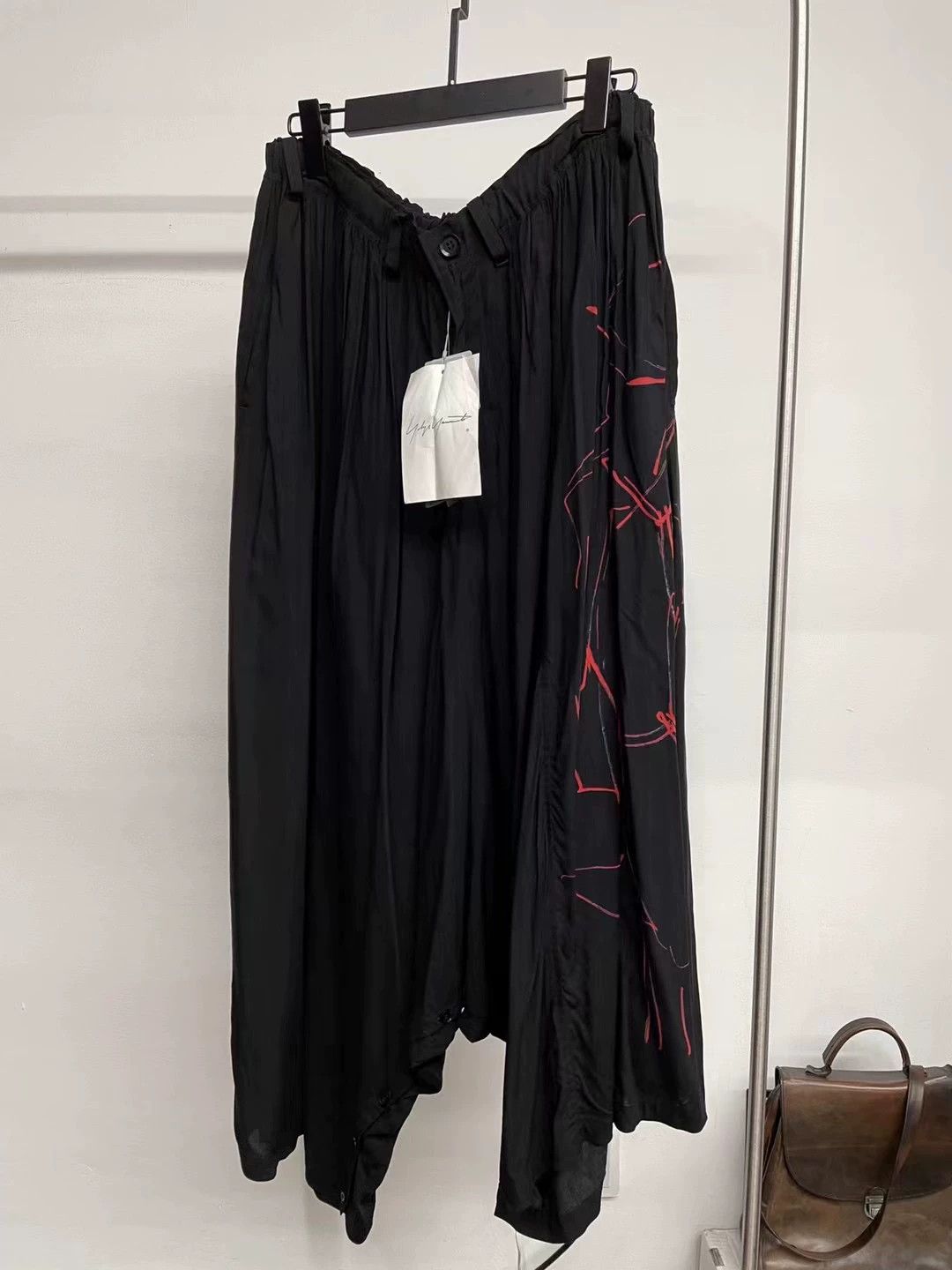 Yohji Yamamoto Yohji Yamamoto Collection Size US M / EU 48-50 / 2 - 6 Thumbnail