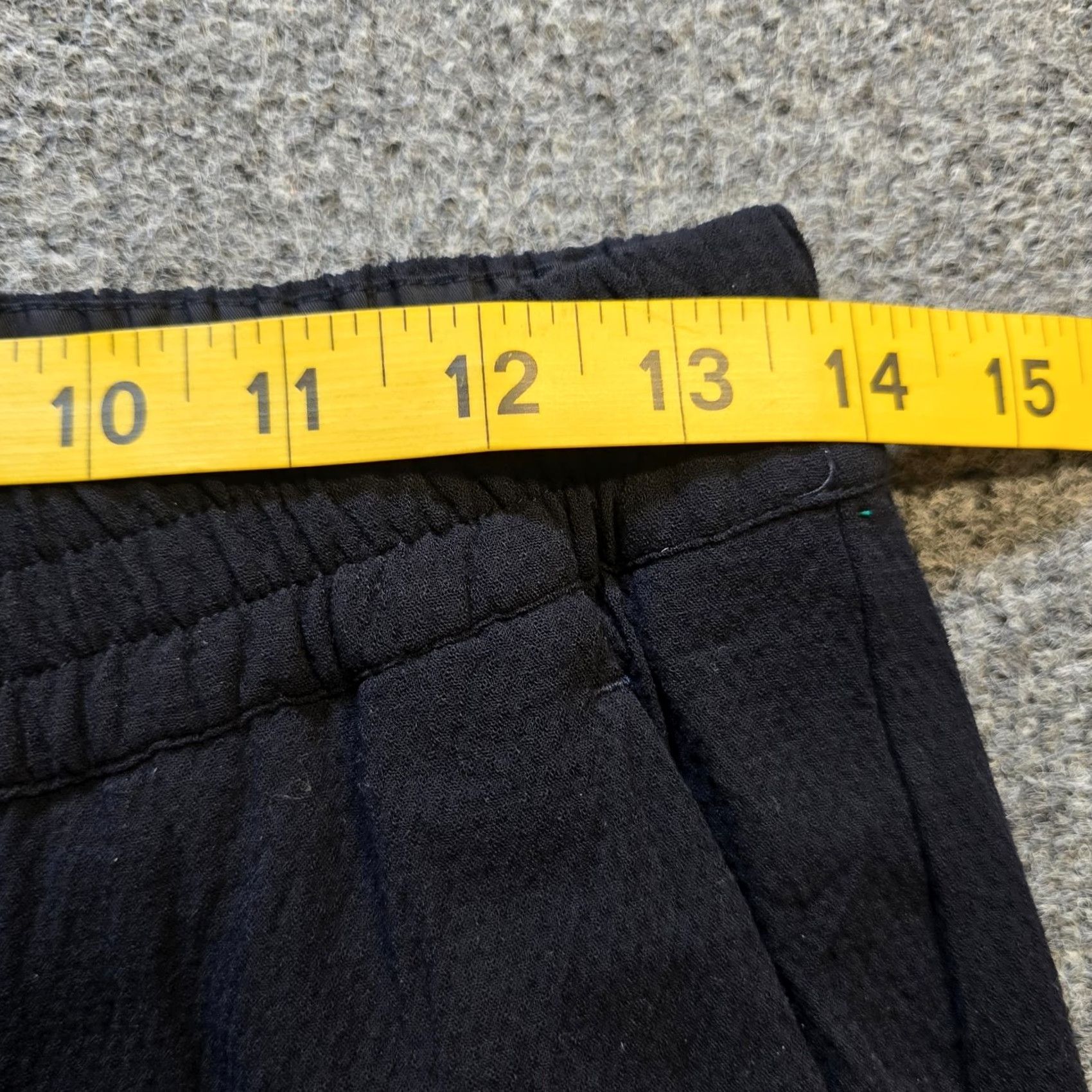 Theory VINTAGE? No. Theory Pants Womens Size 2 Black Wool Blend Tapered Pull On Capsule Minimalist Size 26" / US 2 / IT 38 - 5 Thumbnail