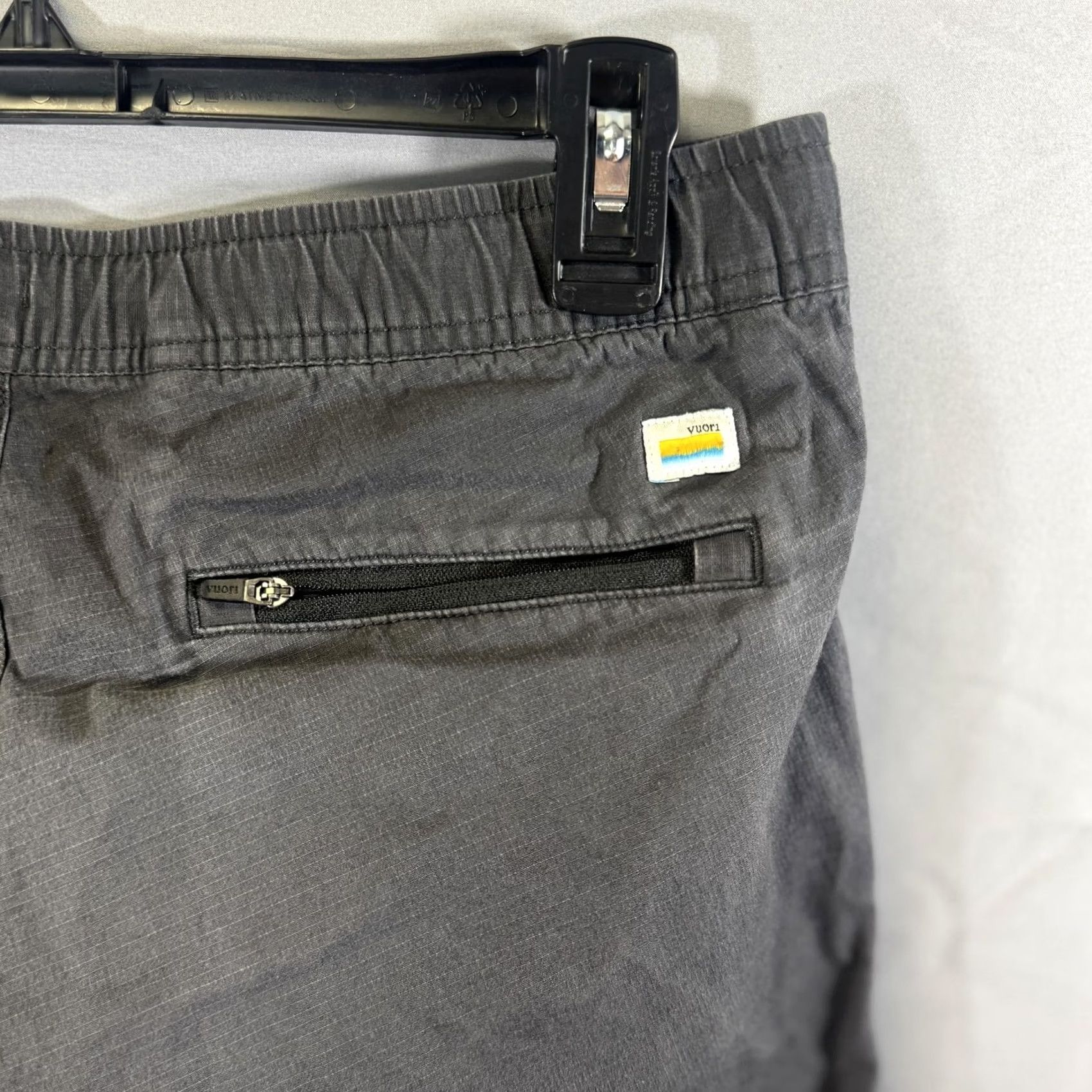 Vuori Vuori Pants Mens Small Gray V412 Organic Cotton Stretch Athletic Casual Joggers Size US 29 - 3 Thumbnail