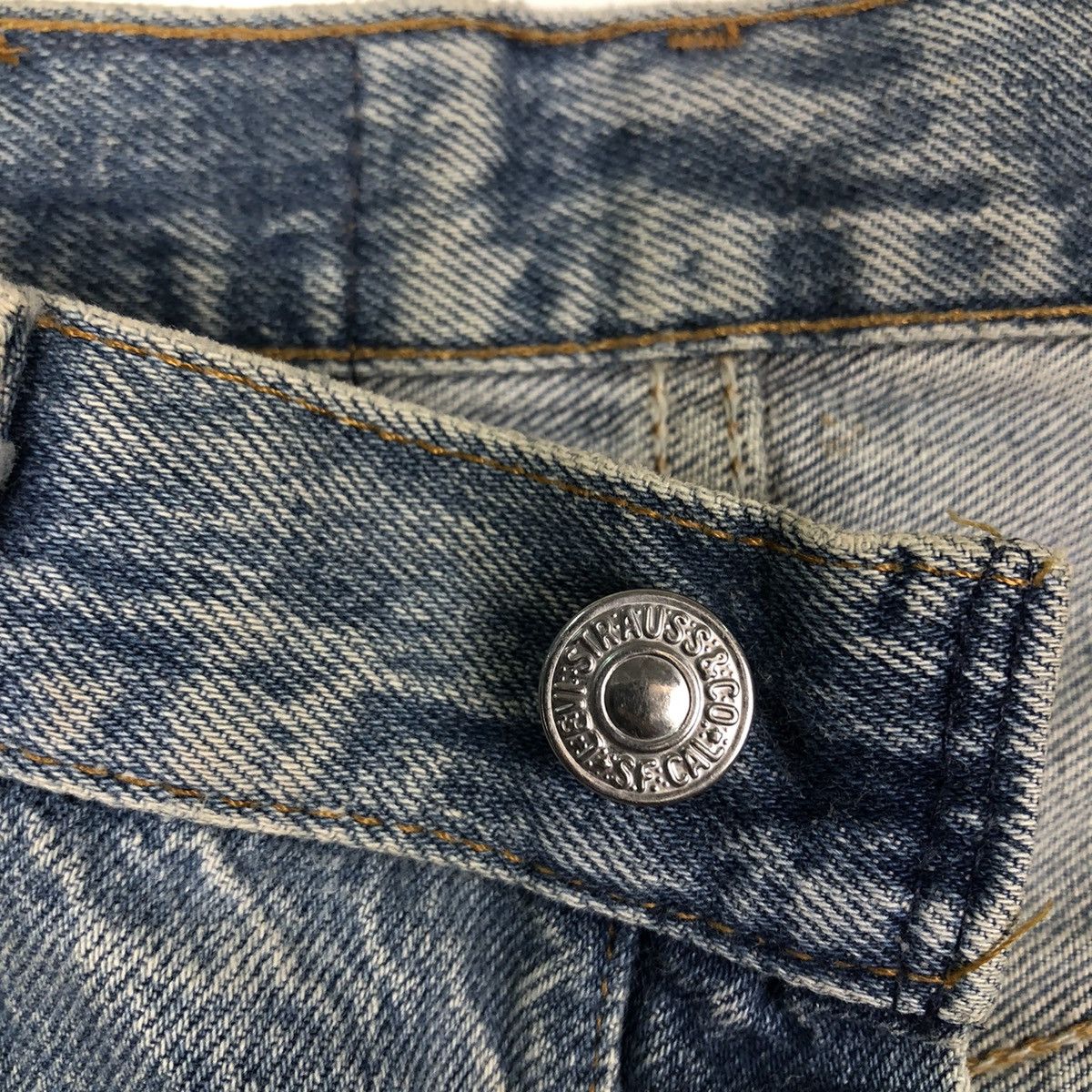 Levi's 🔥Vintage Distressed Rusty Design Punk Style Levi’s USA Size US 32 / EU 48 - 14 Thumbnail